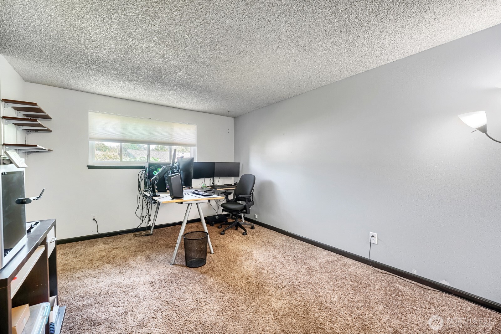 property viewer photo 13