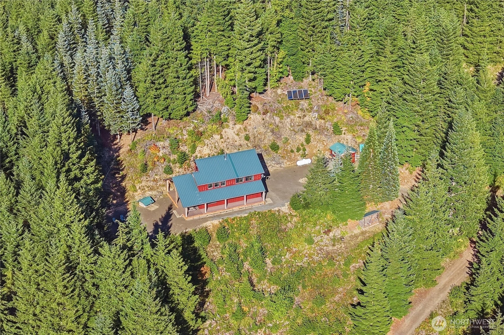 main property photo 26