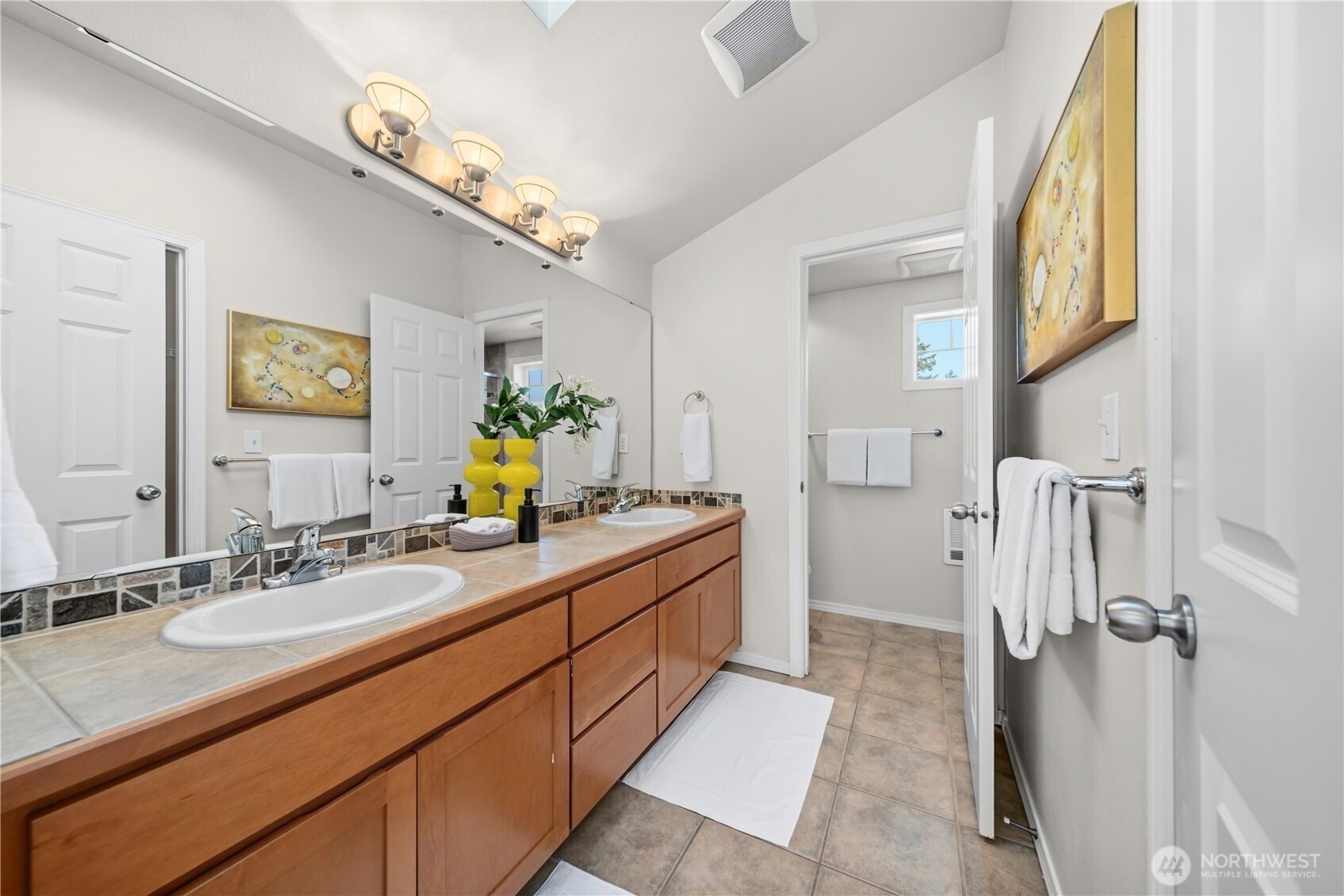 property viewer photo 13