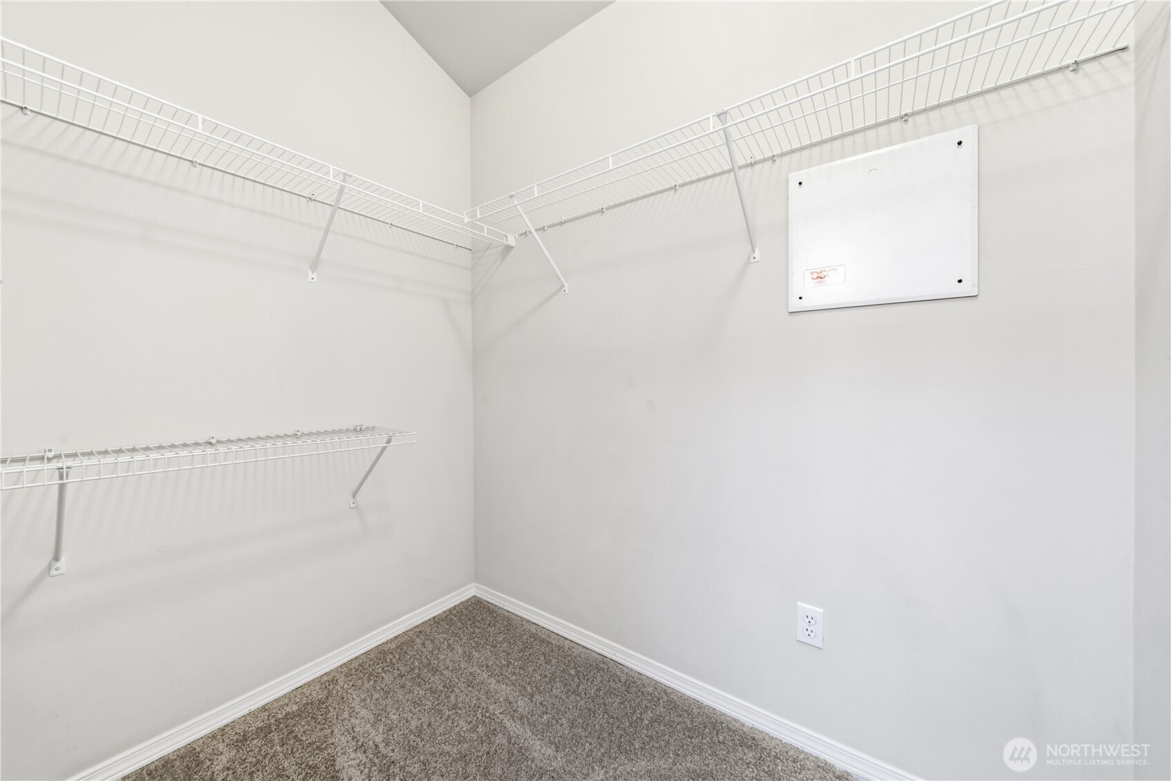 property viewer photo 14