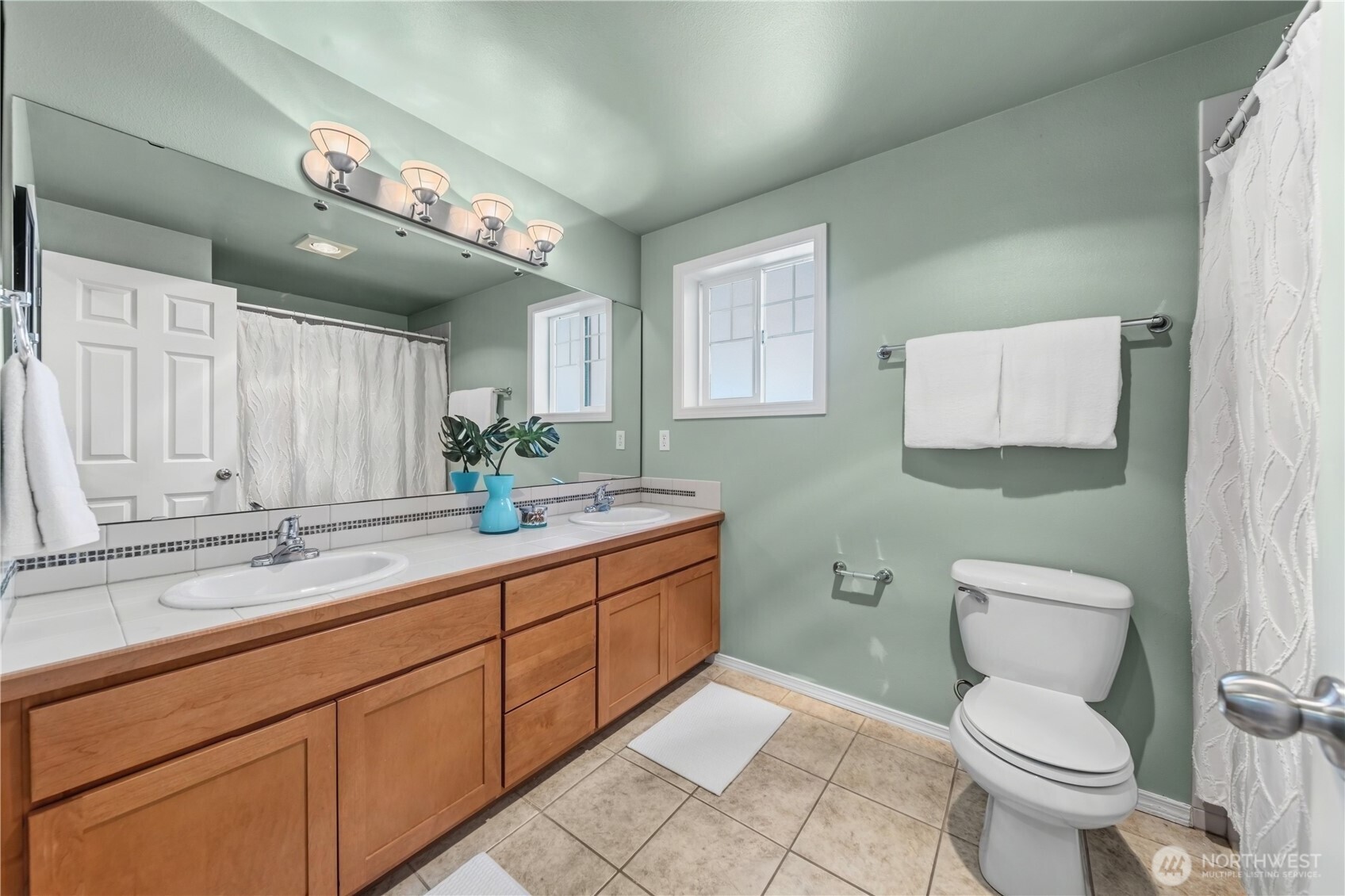 property viewer photo 20