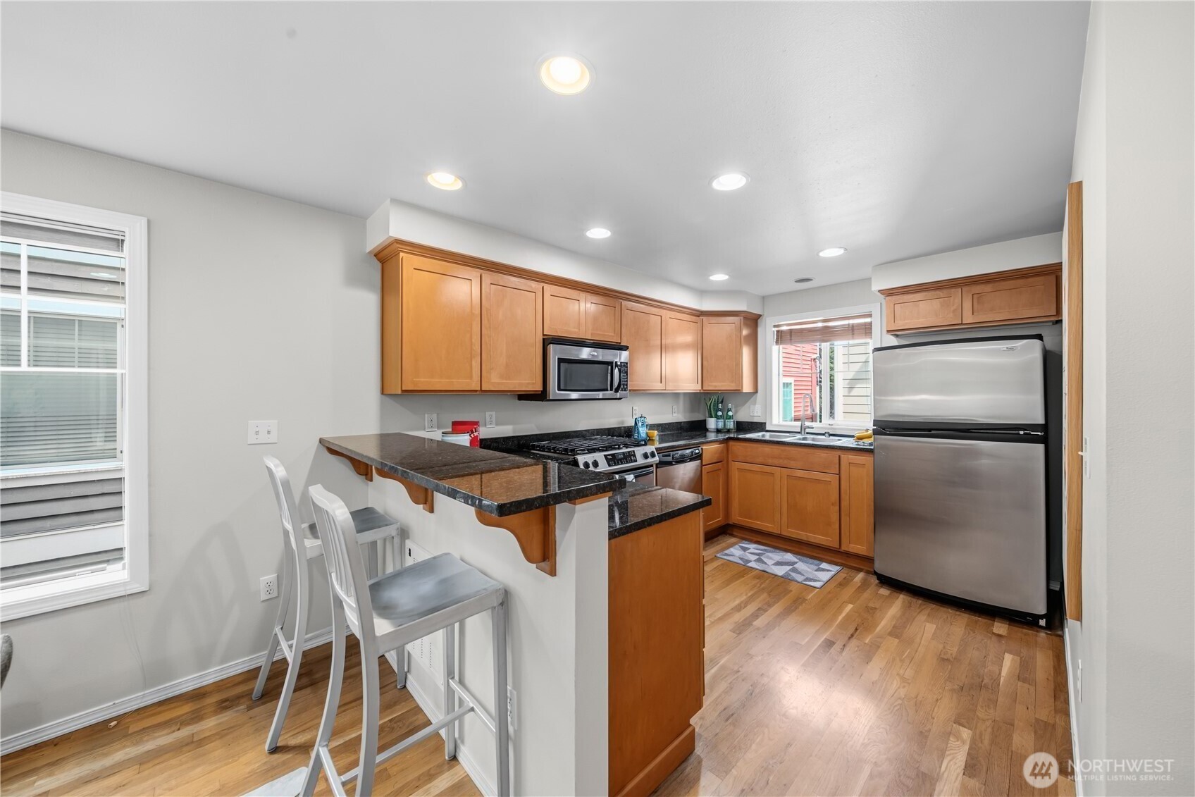 property viewer photo 7