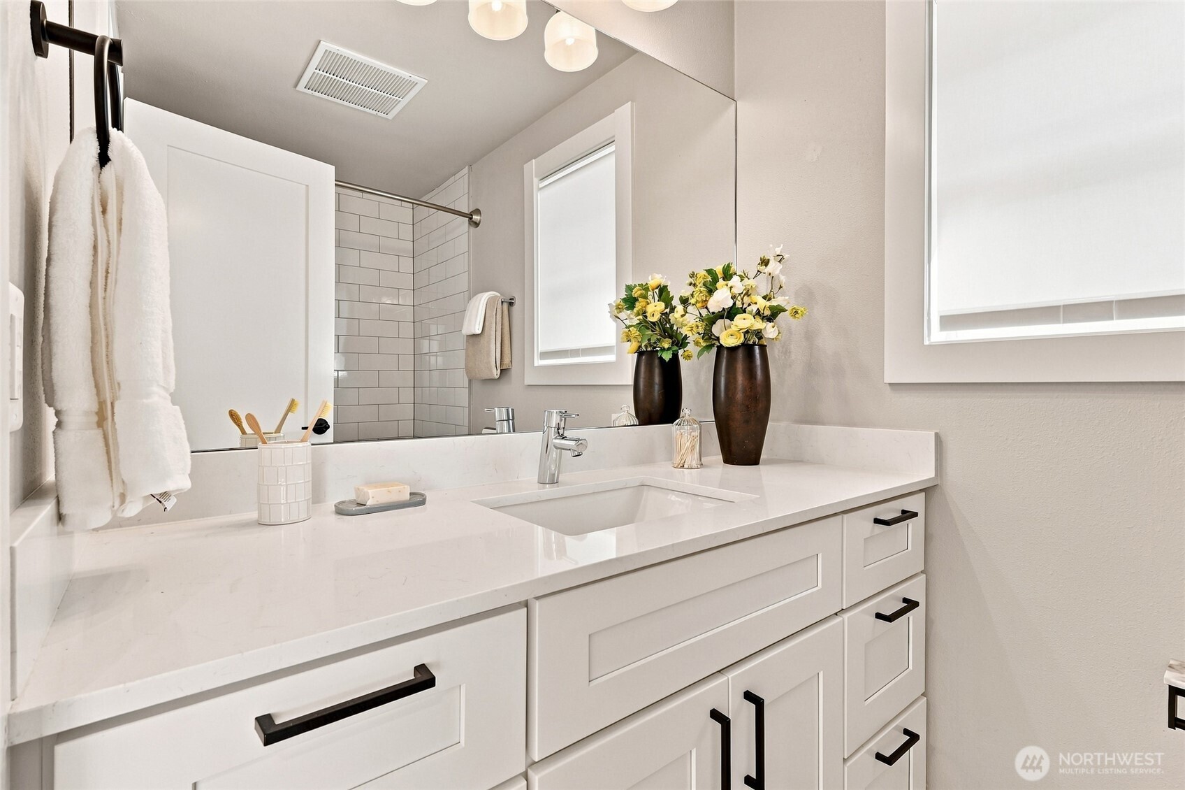 property viewer photo 19