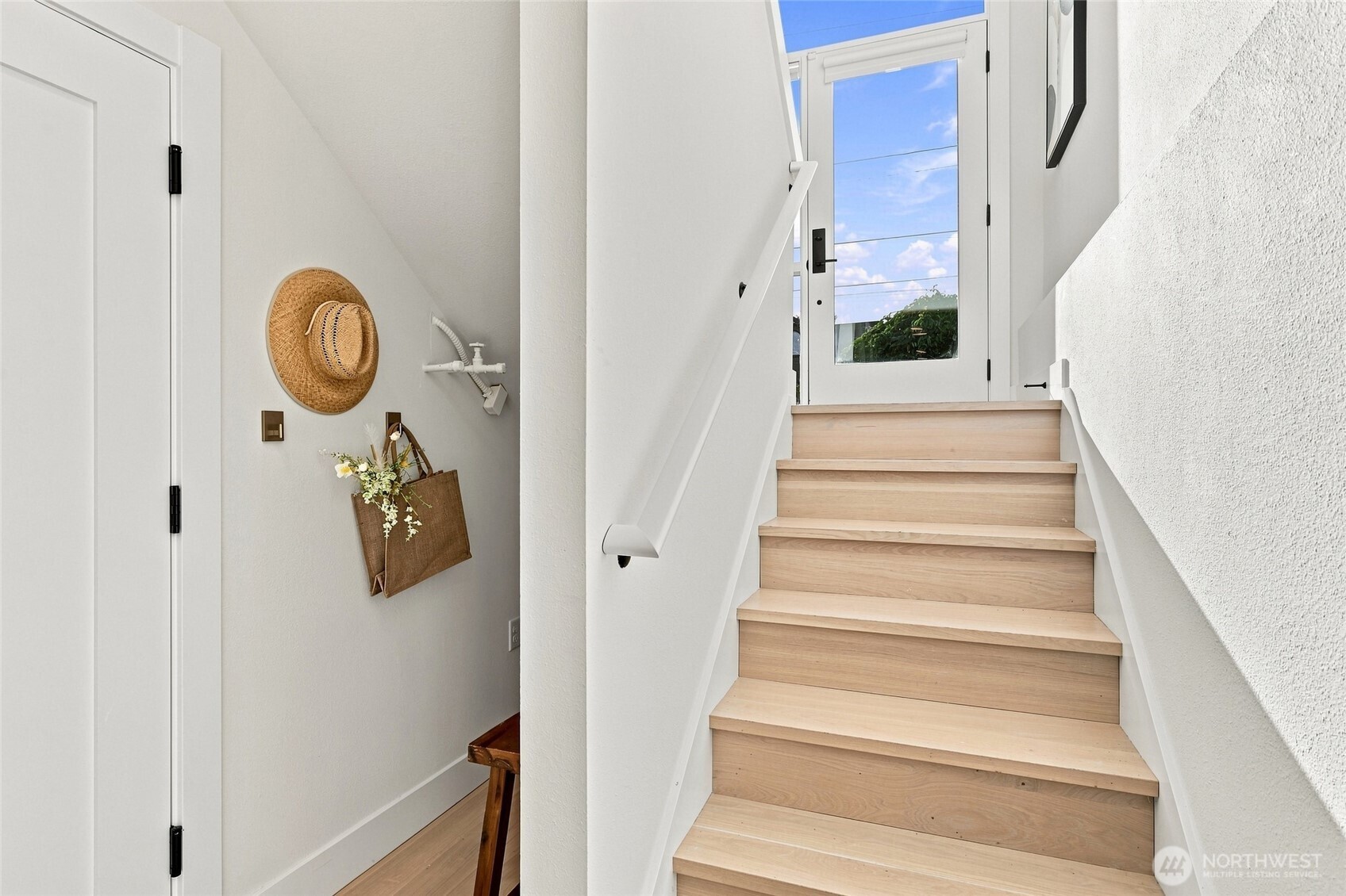 property viewer photo 21