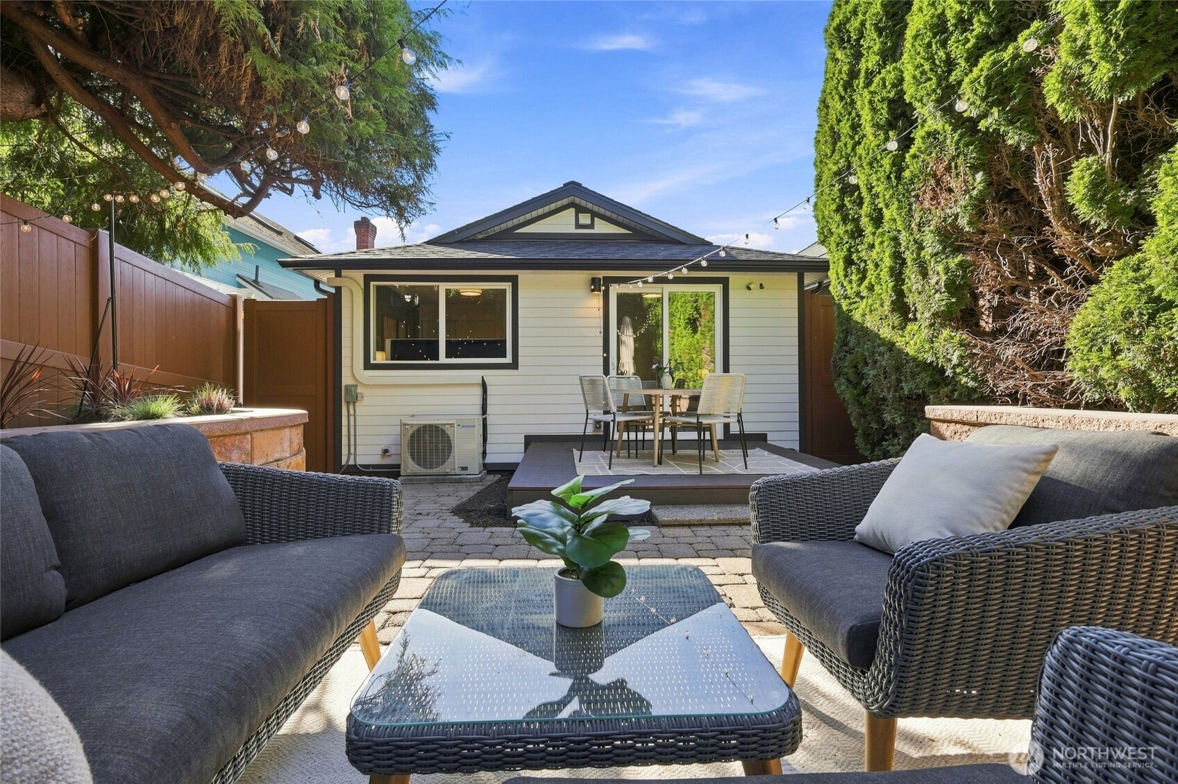 property viewer photo 30