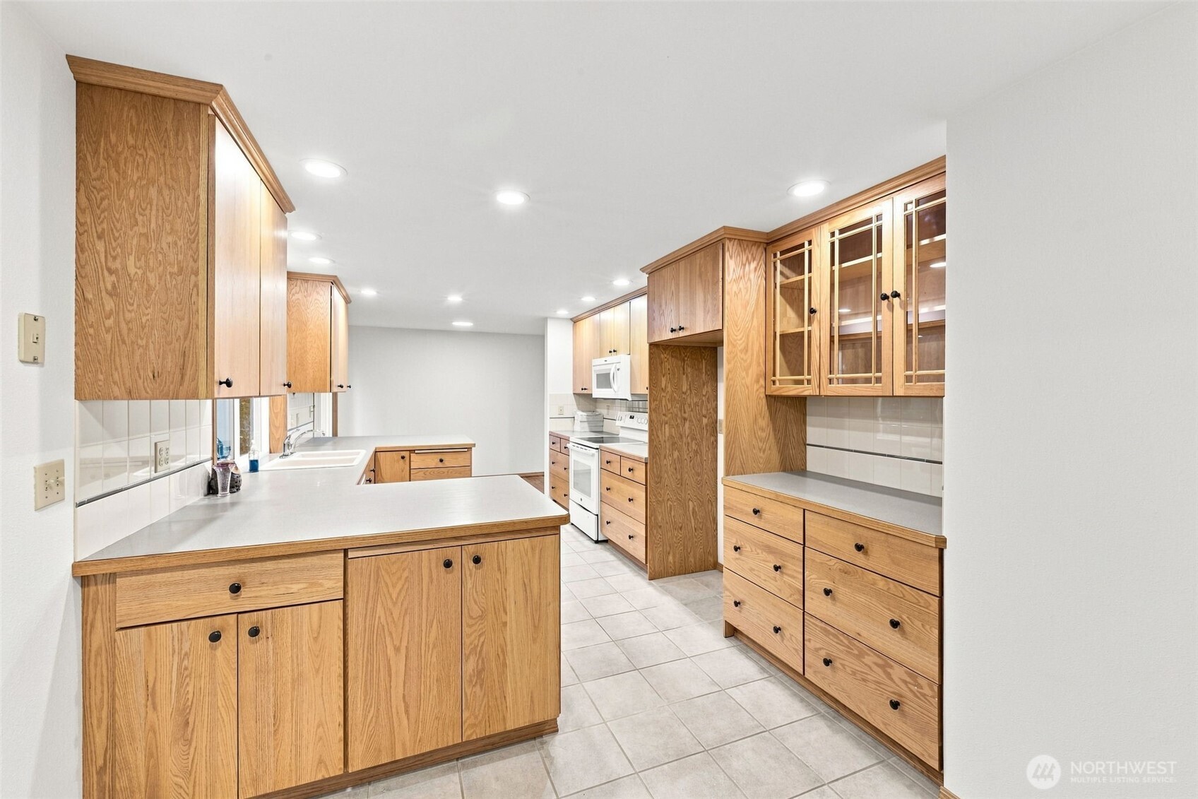 property viewer photo 13