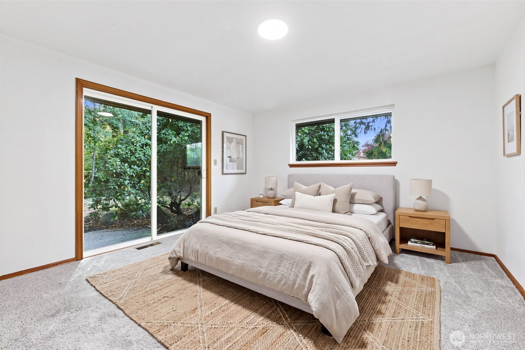 property viewer photo 18