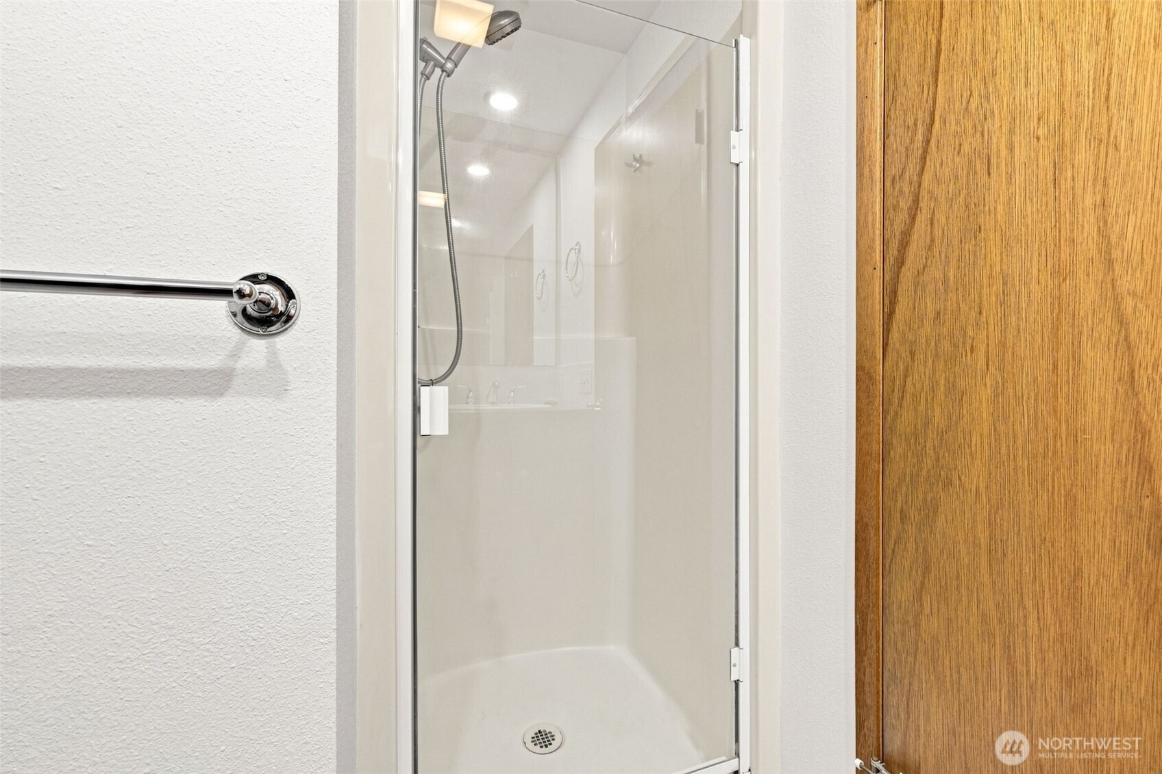 property viewer photo 22