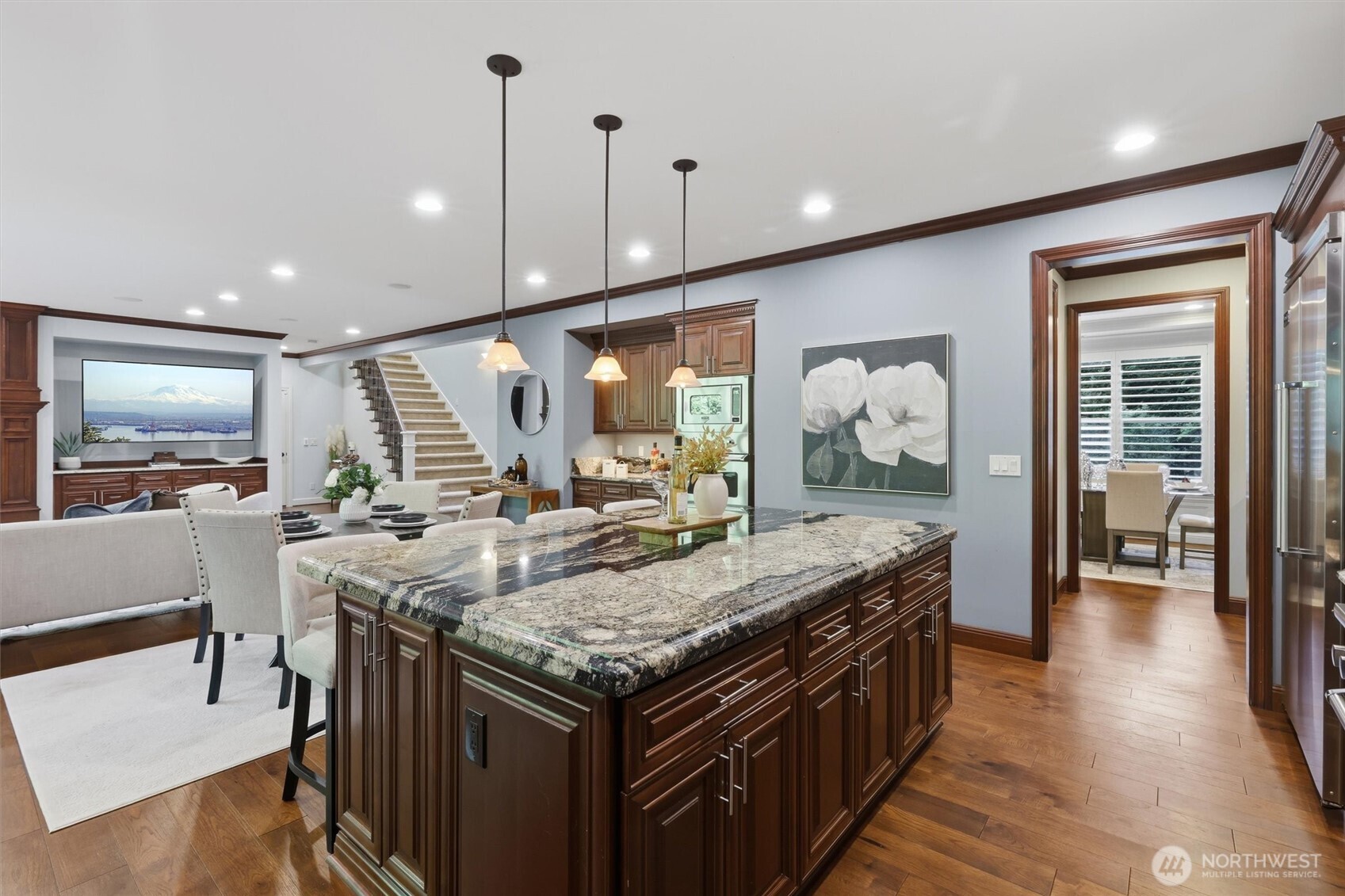 property viewer photo 11