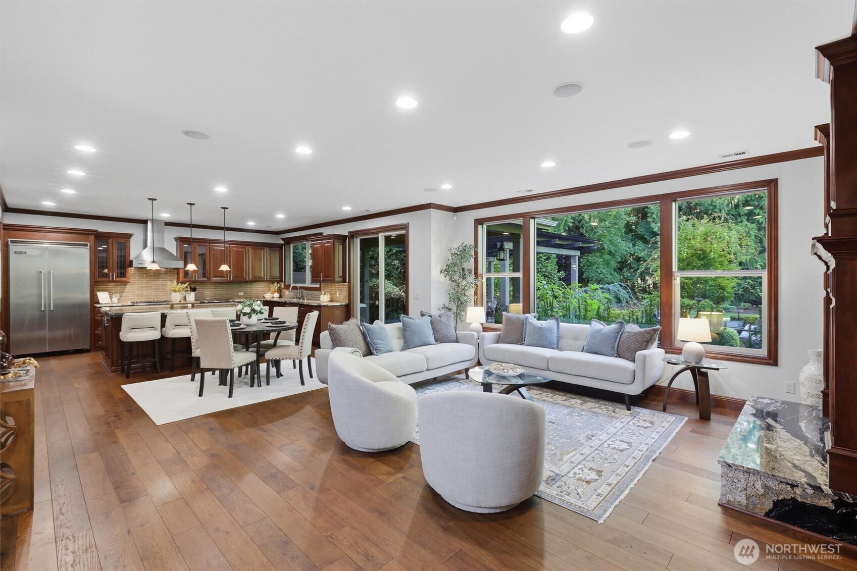 property viewer photo 14