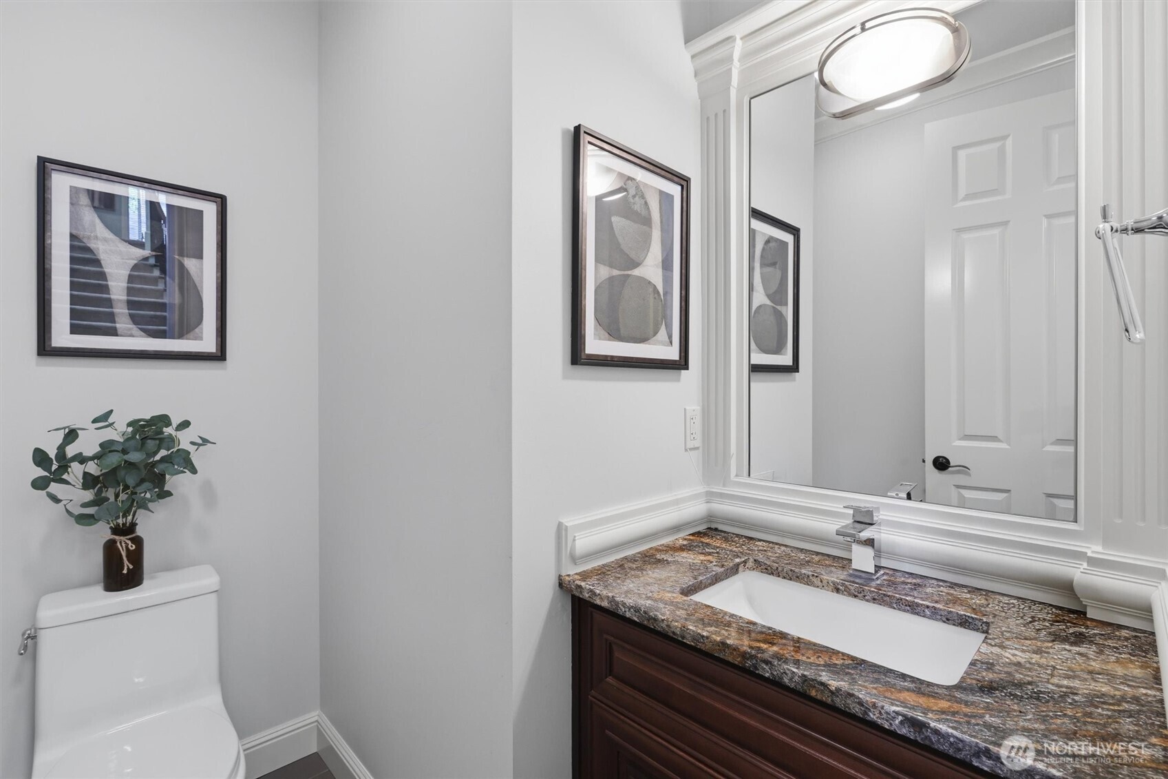 property viewer photo 19