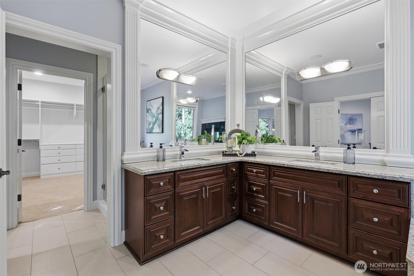 property viewer photo 25