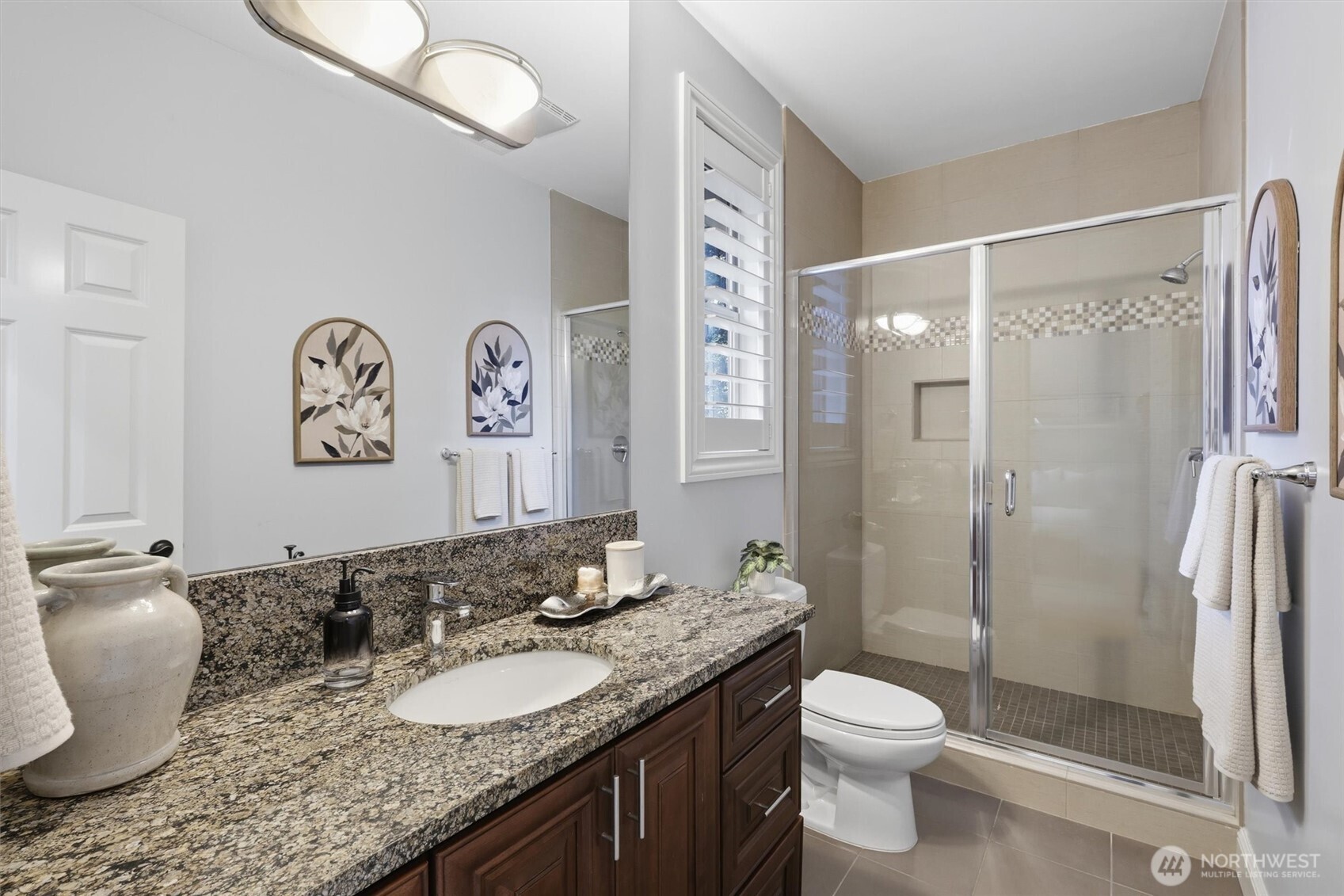property viewer photo 33