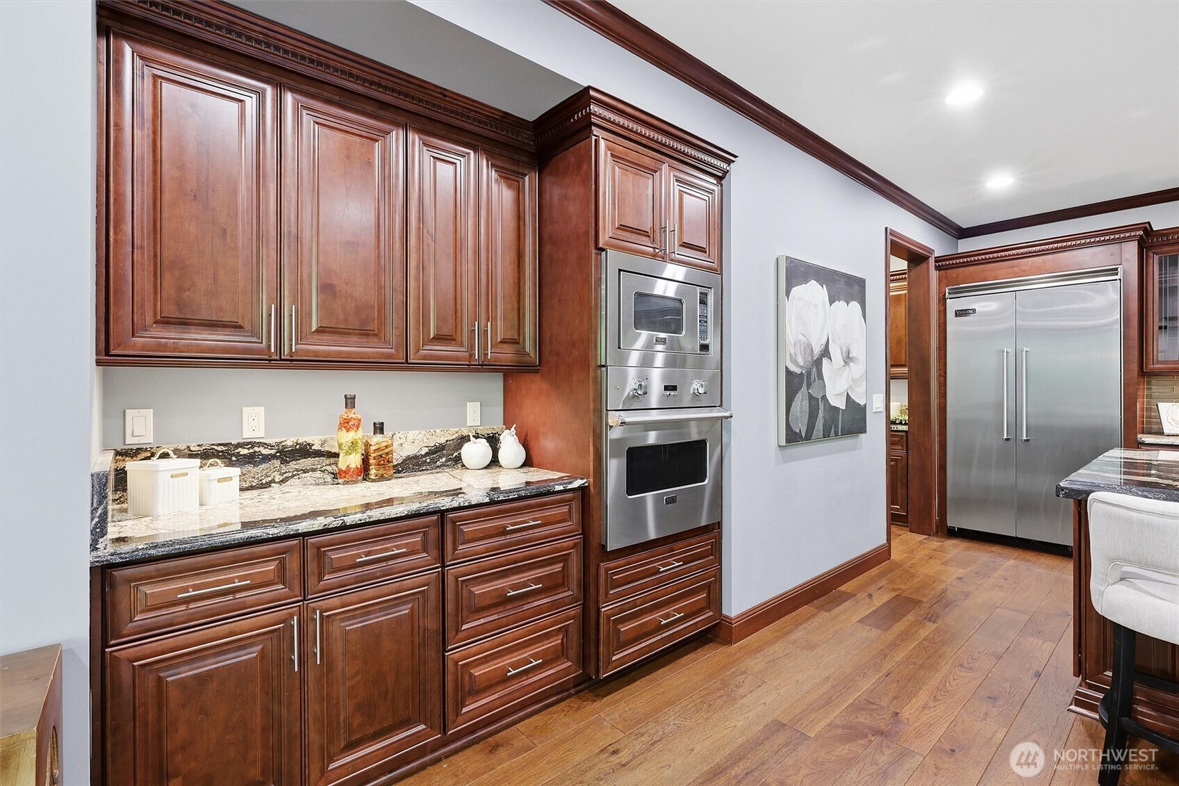 property viewer photo 6