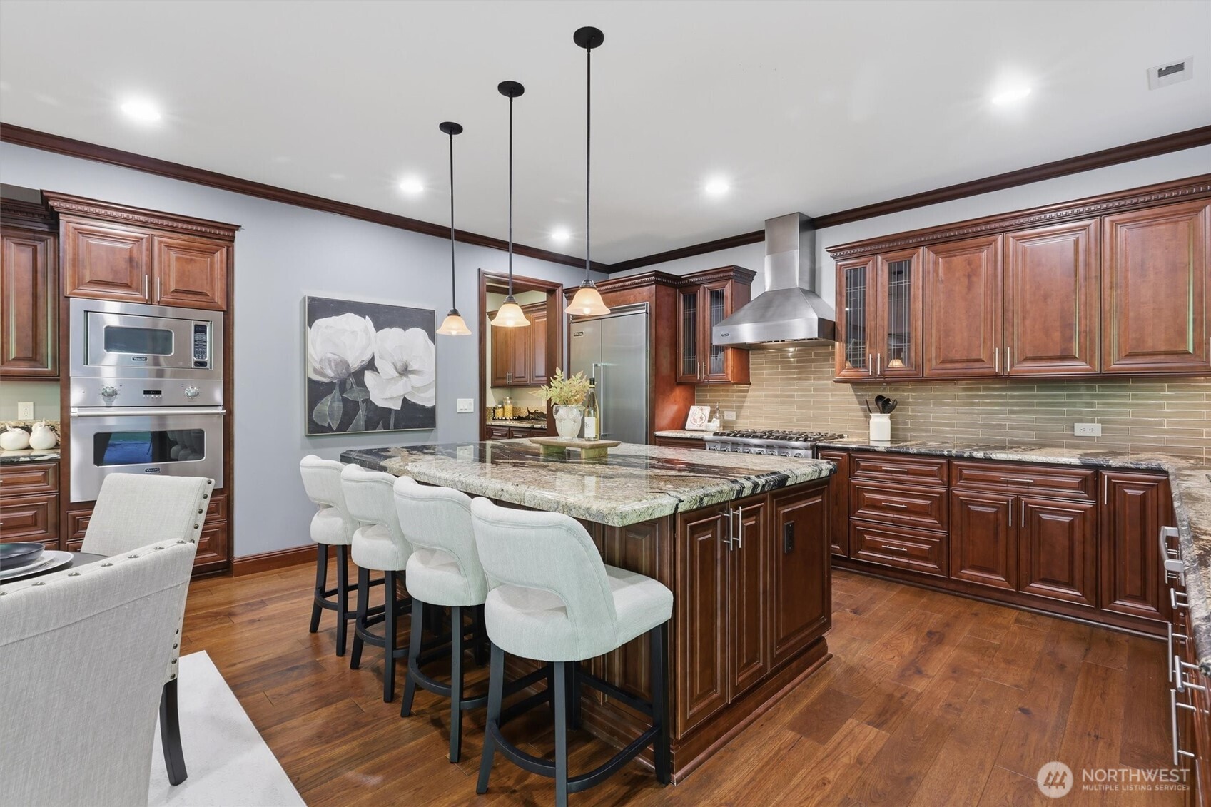 property viewer photo 9
