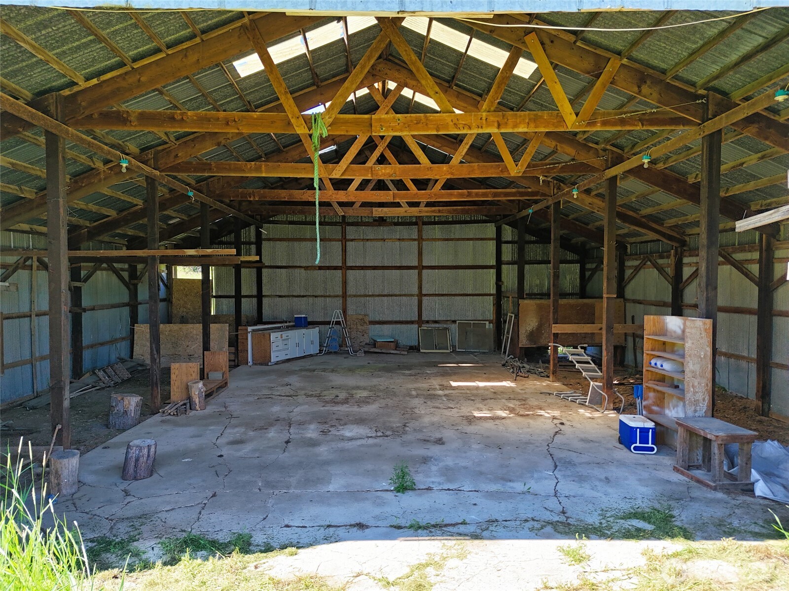 main property photo 24