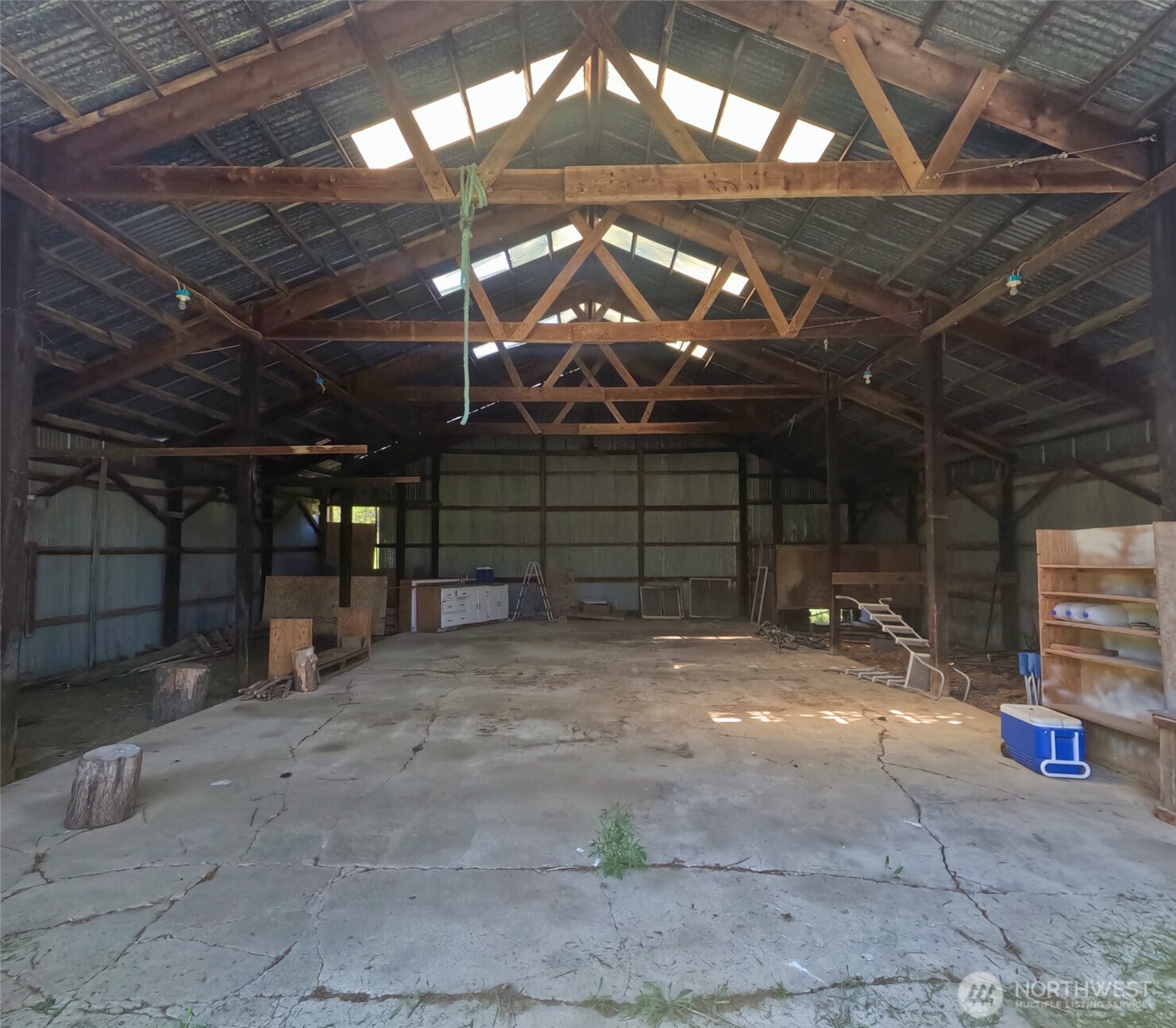 main property photo 31