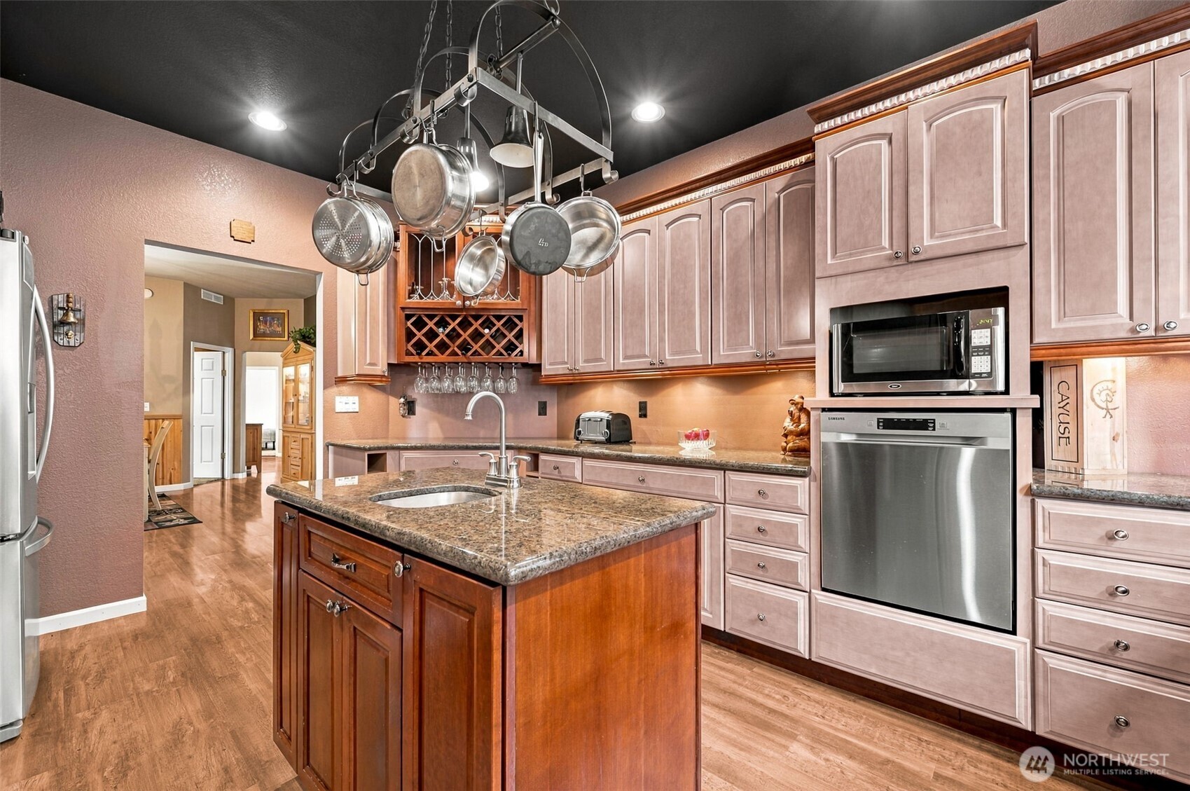 main property photo 15