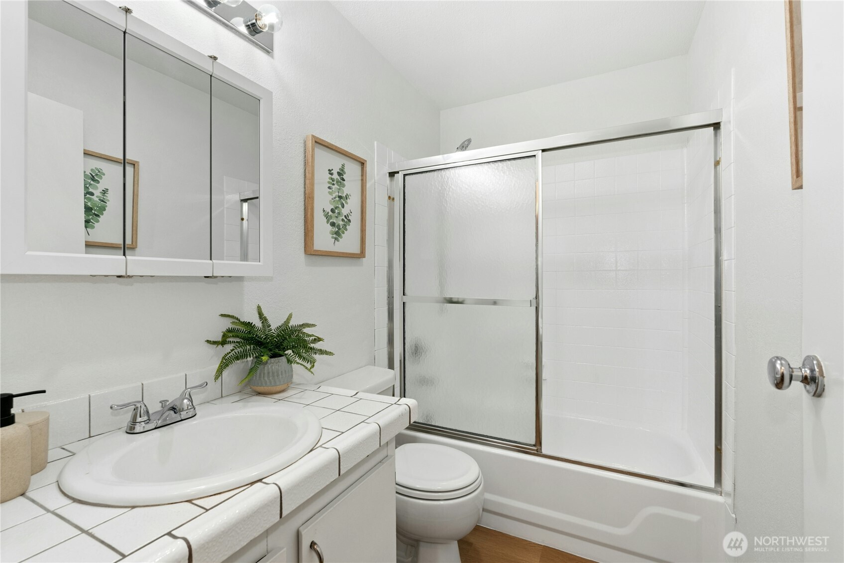 property viewer photo 13