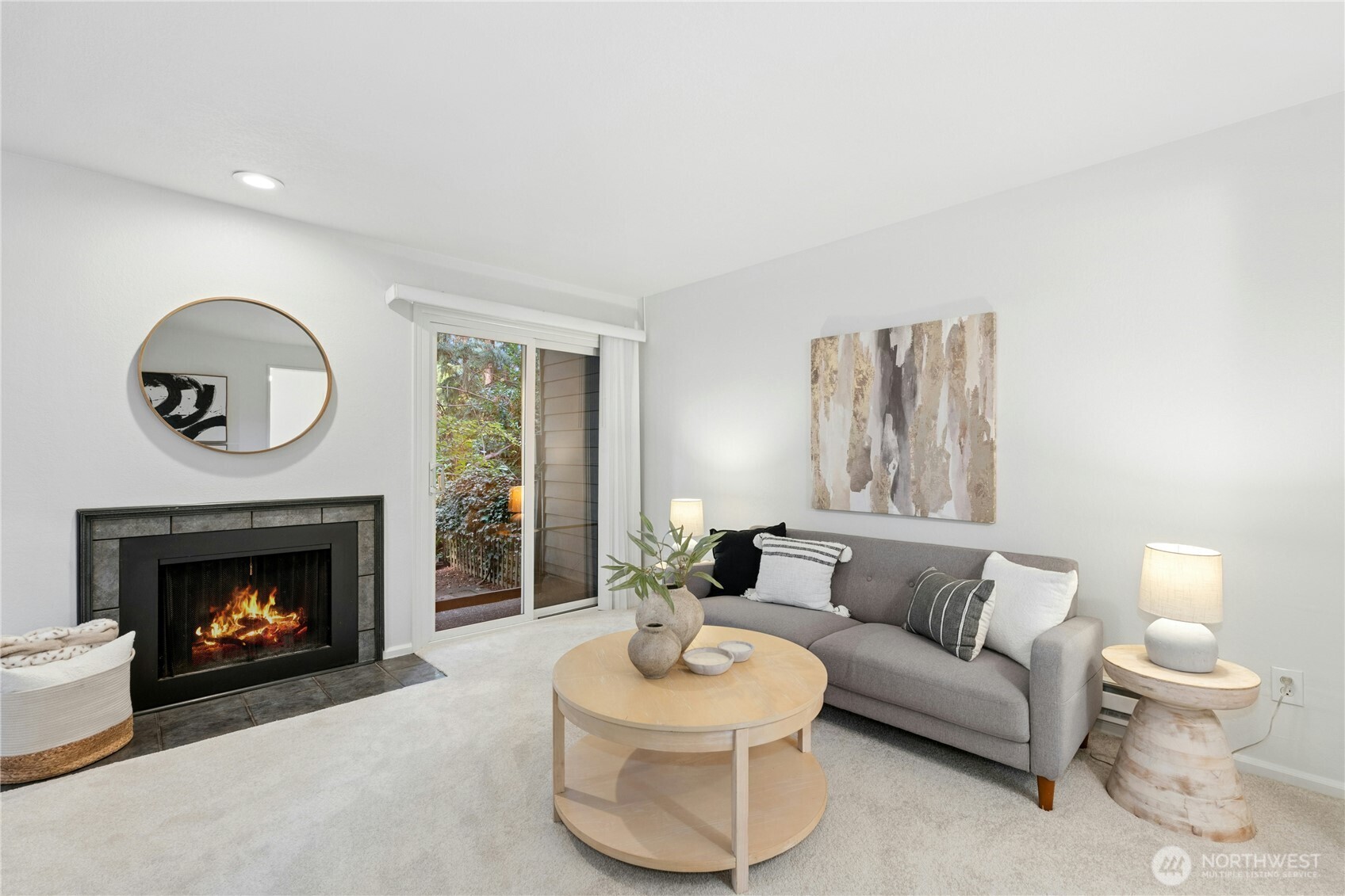 property viewer photo 4