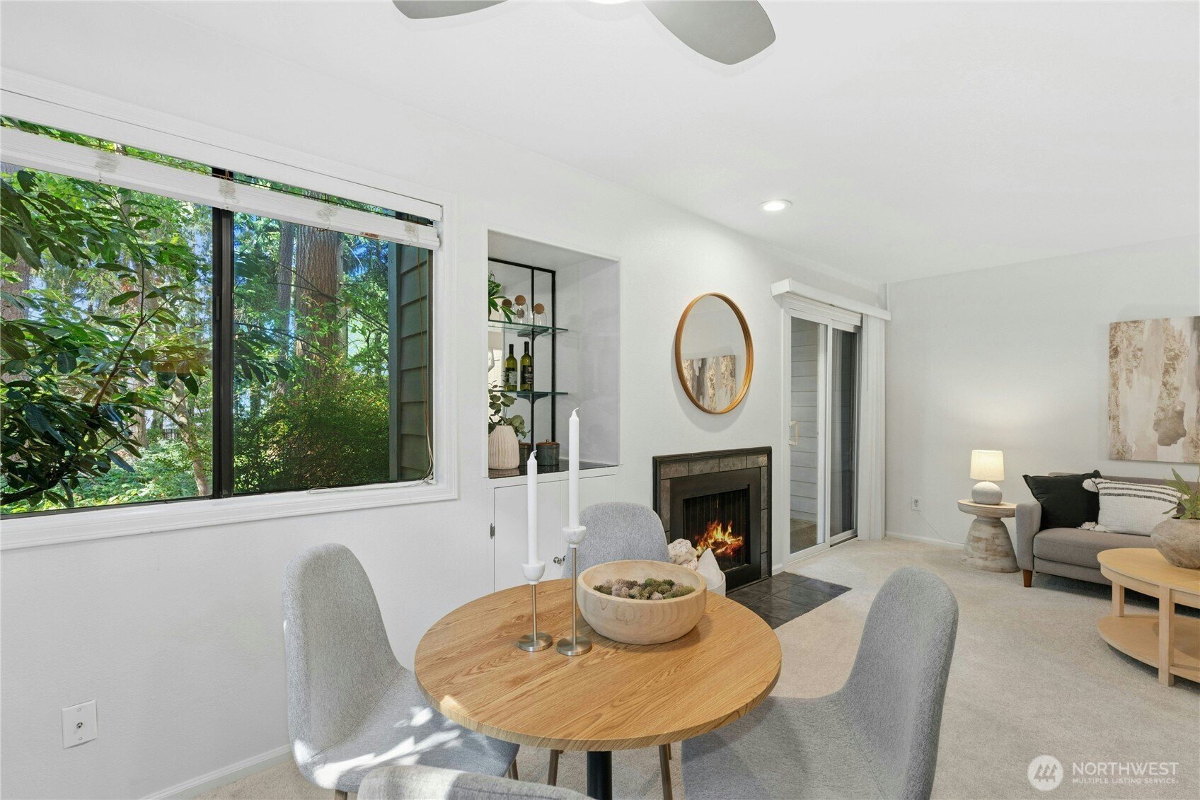 property viewer photo 7