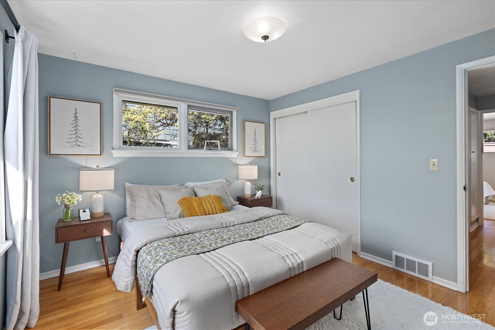 property viewer photo 12