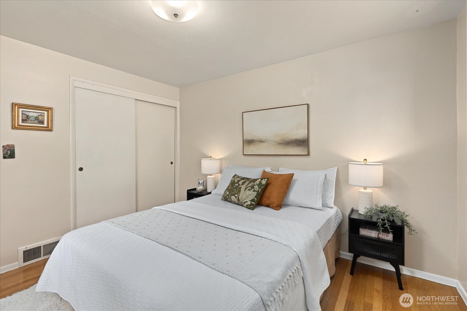 property viewer photo 14