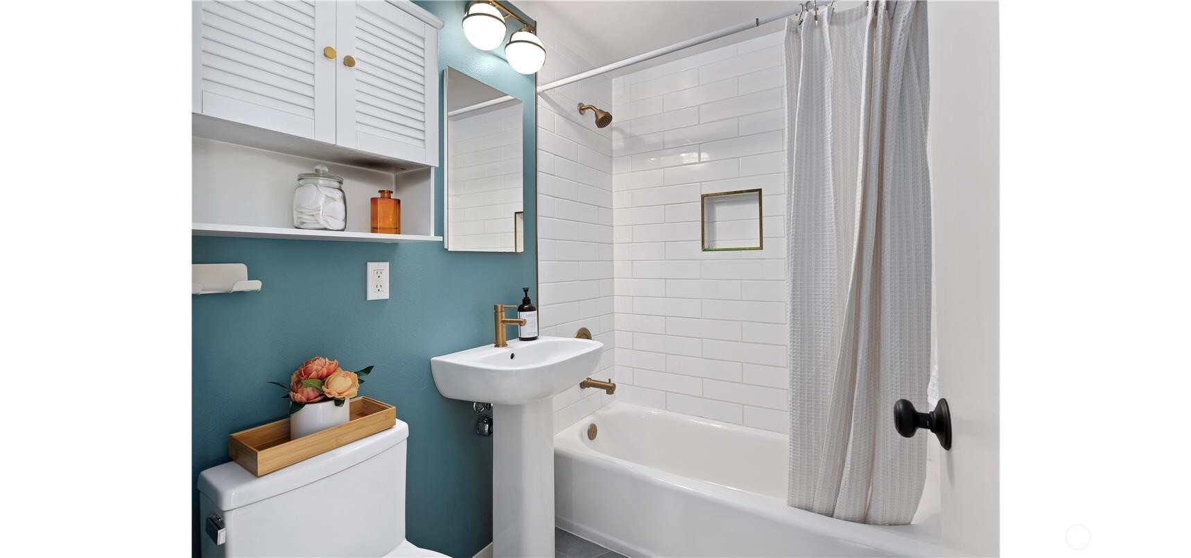 property viewer photo 15