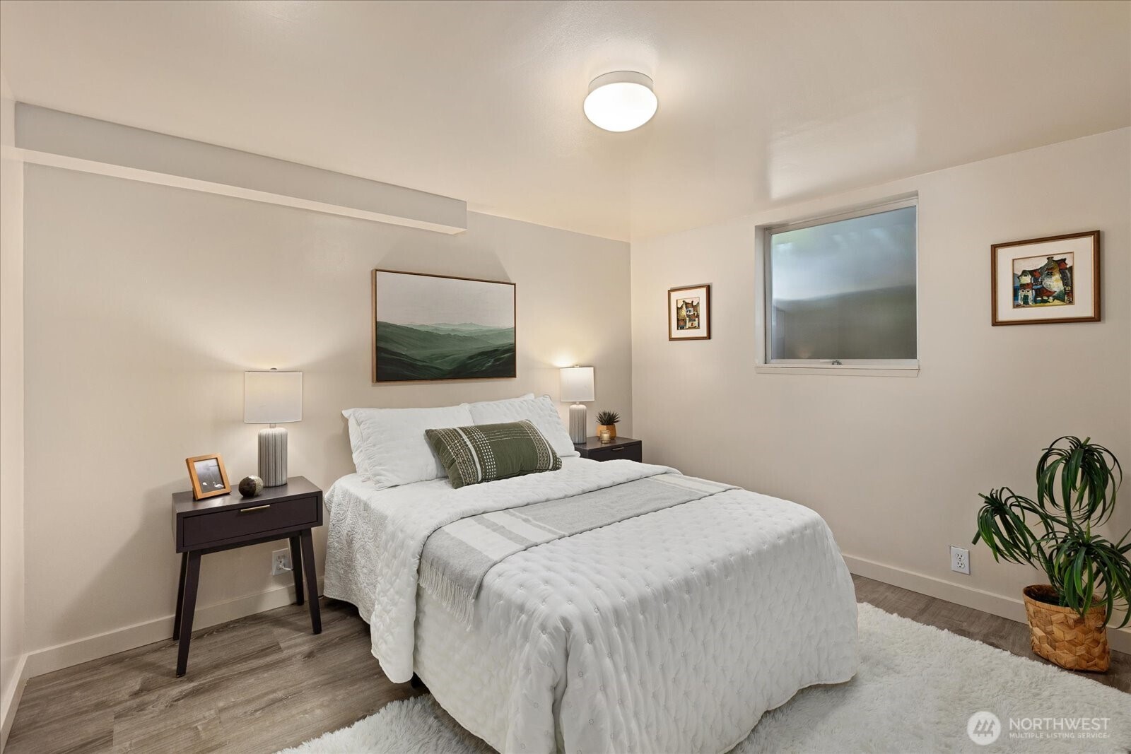 property viewer photo 19