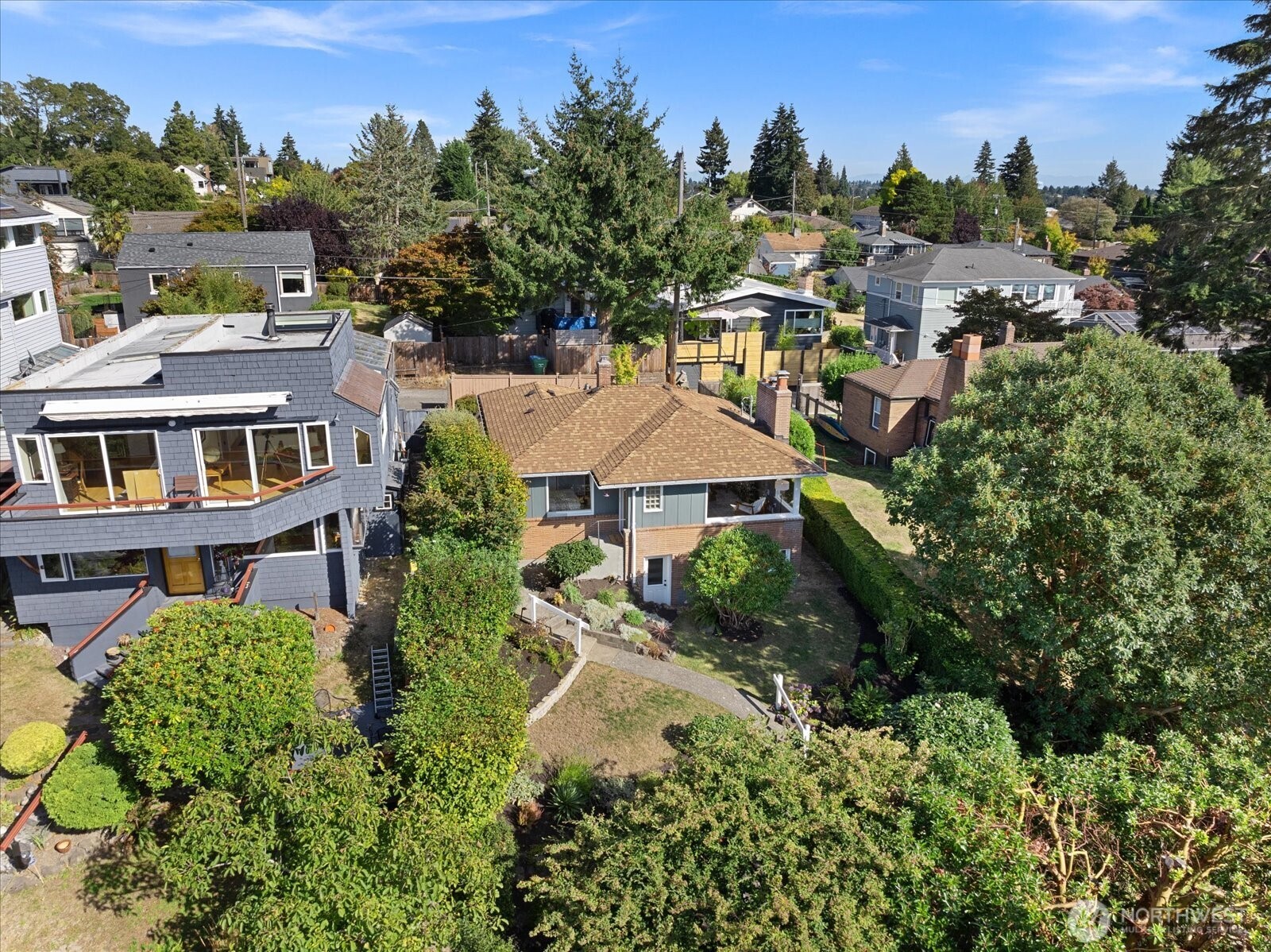 property viewer photo 25