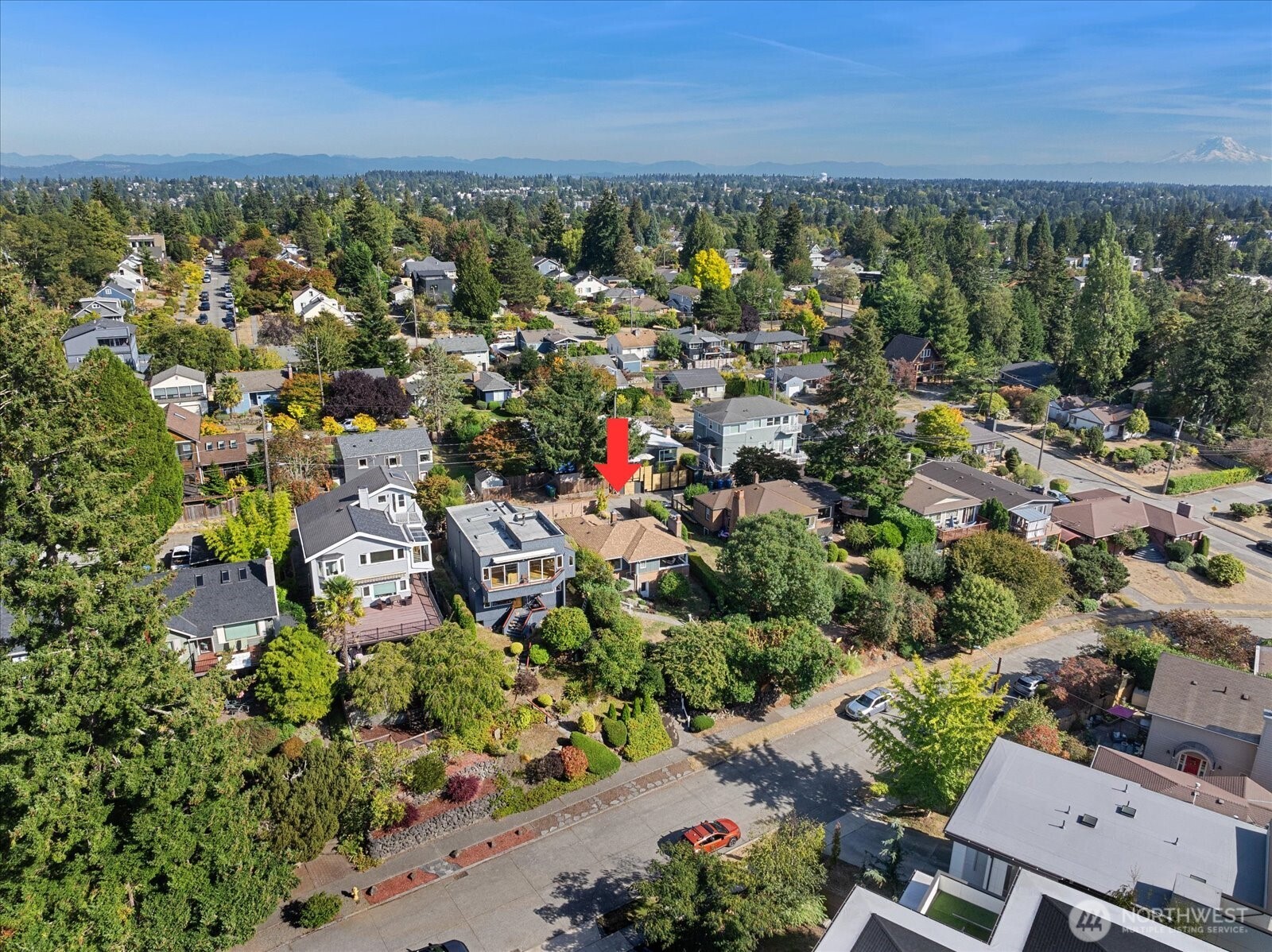 property viewer photo 26