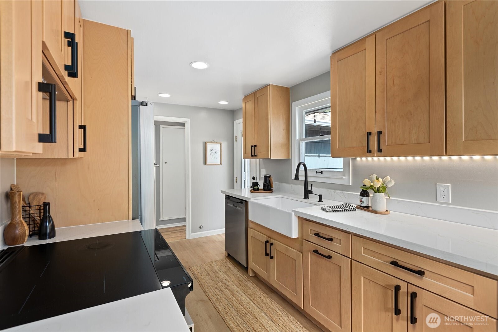 property viewer photo 7