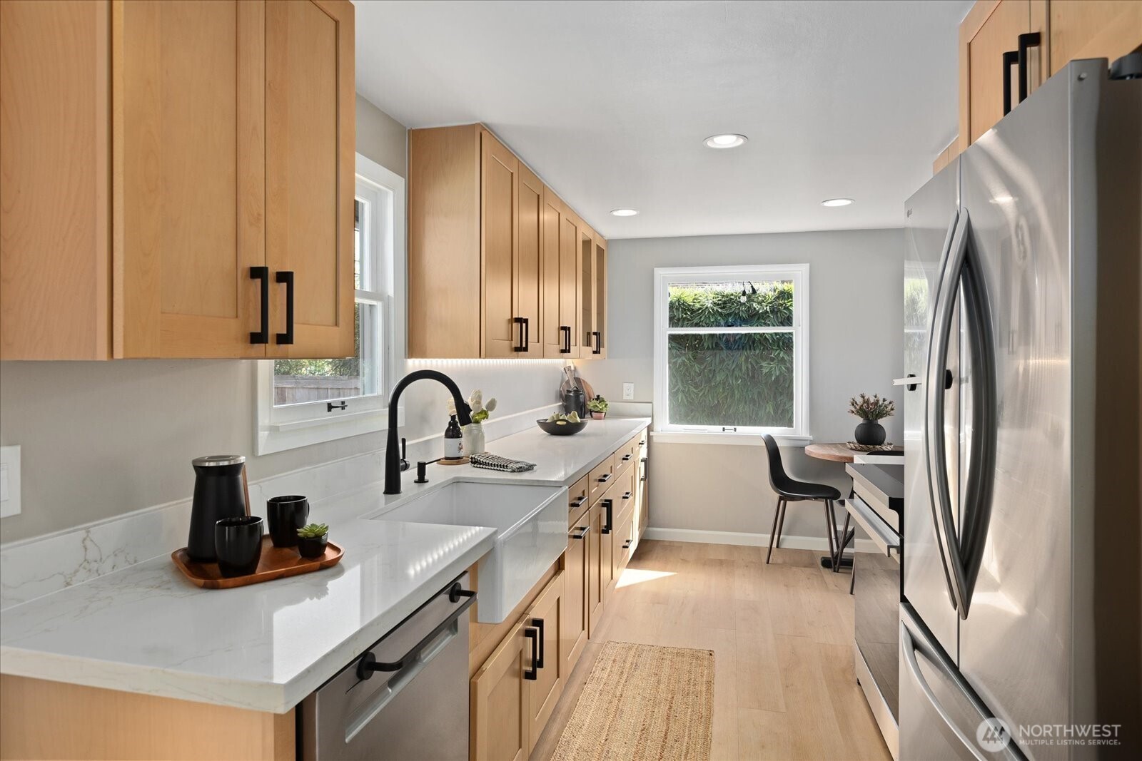property viewer photo 9