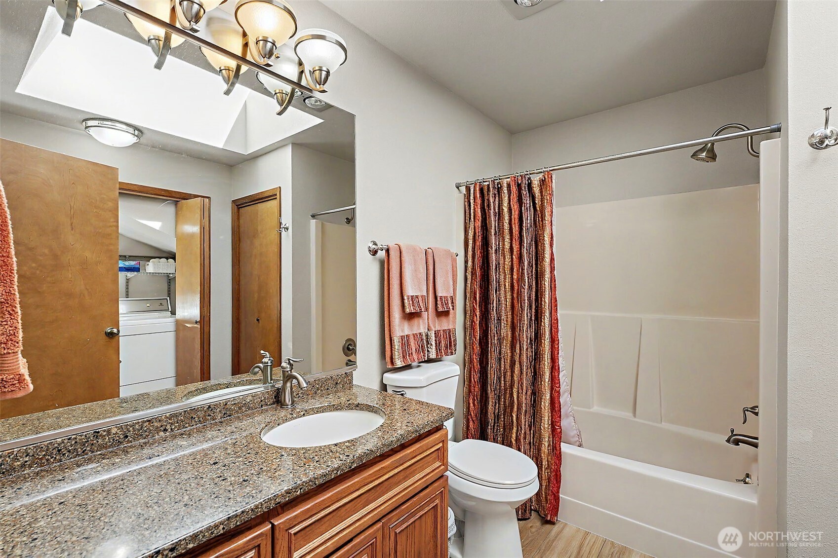 property viewer photo 13