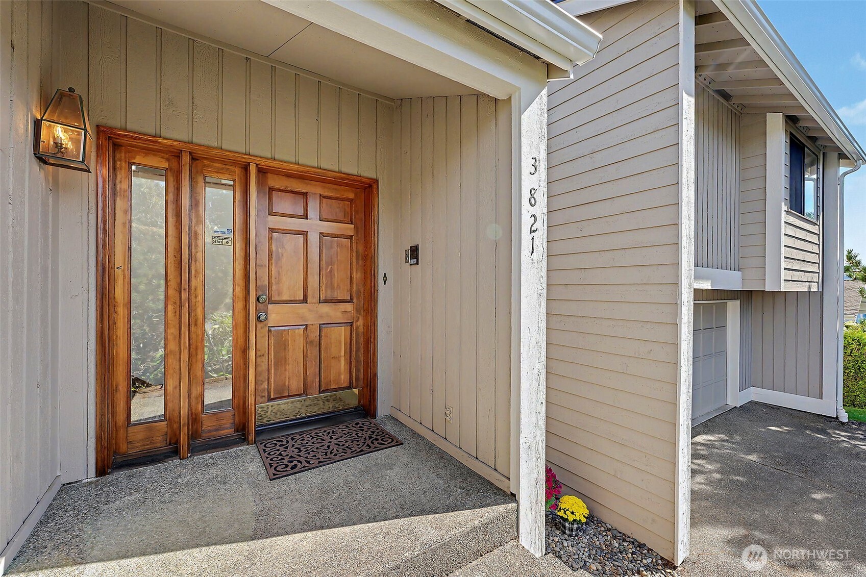 property viewer photo 2