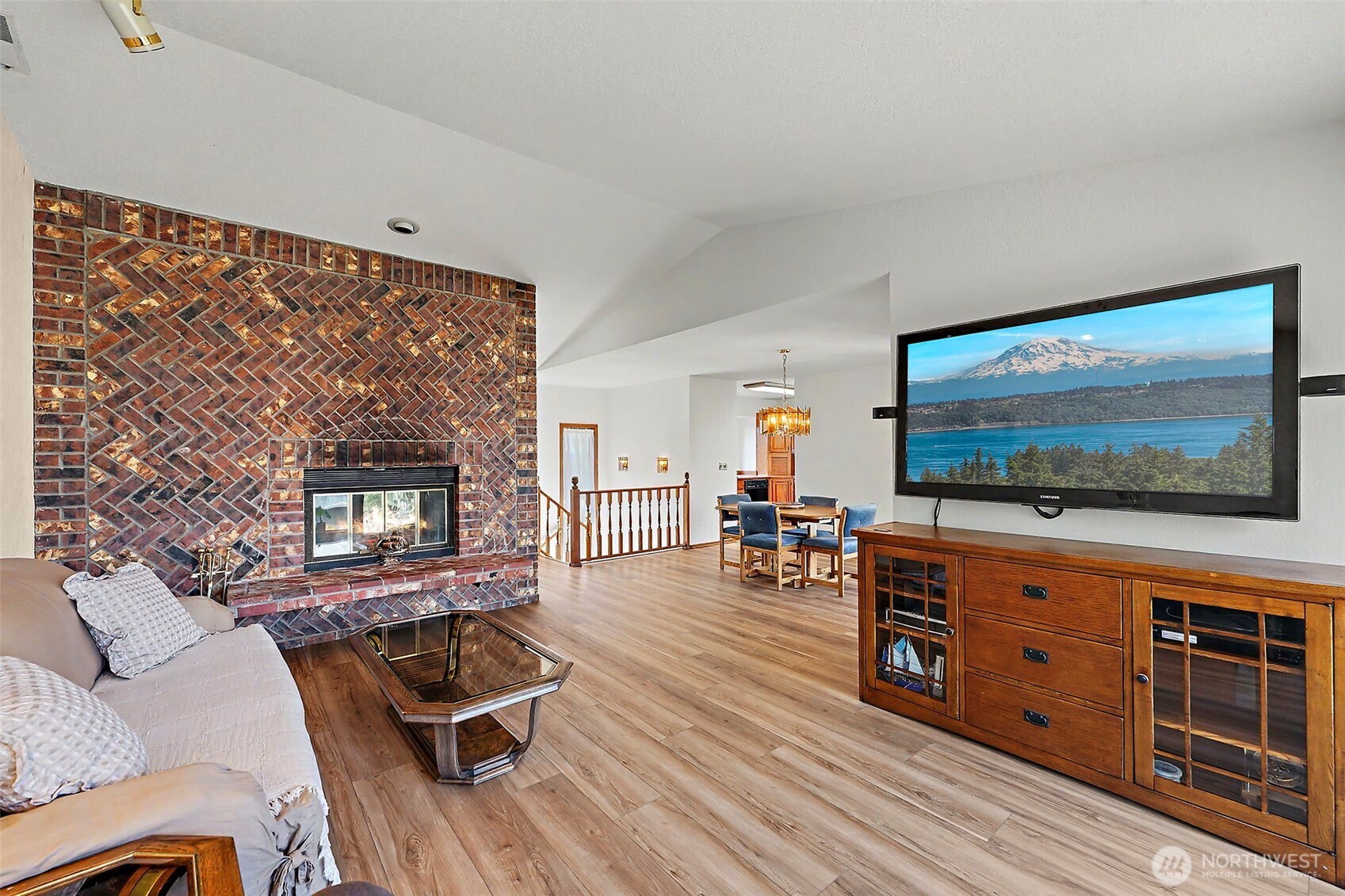 property viewer photo 5