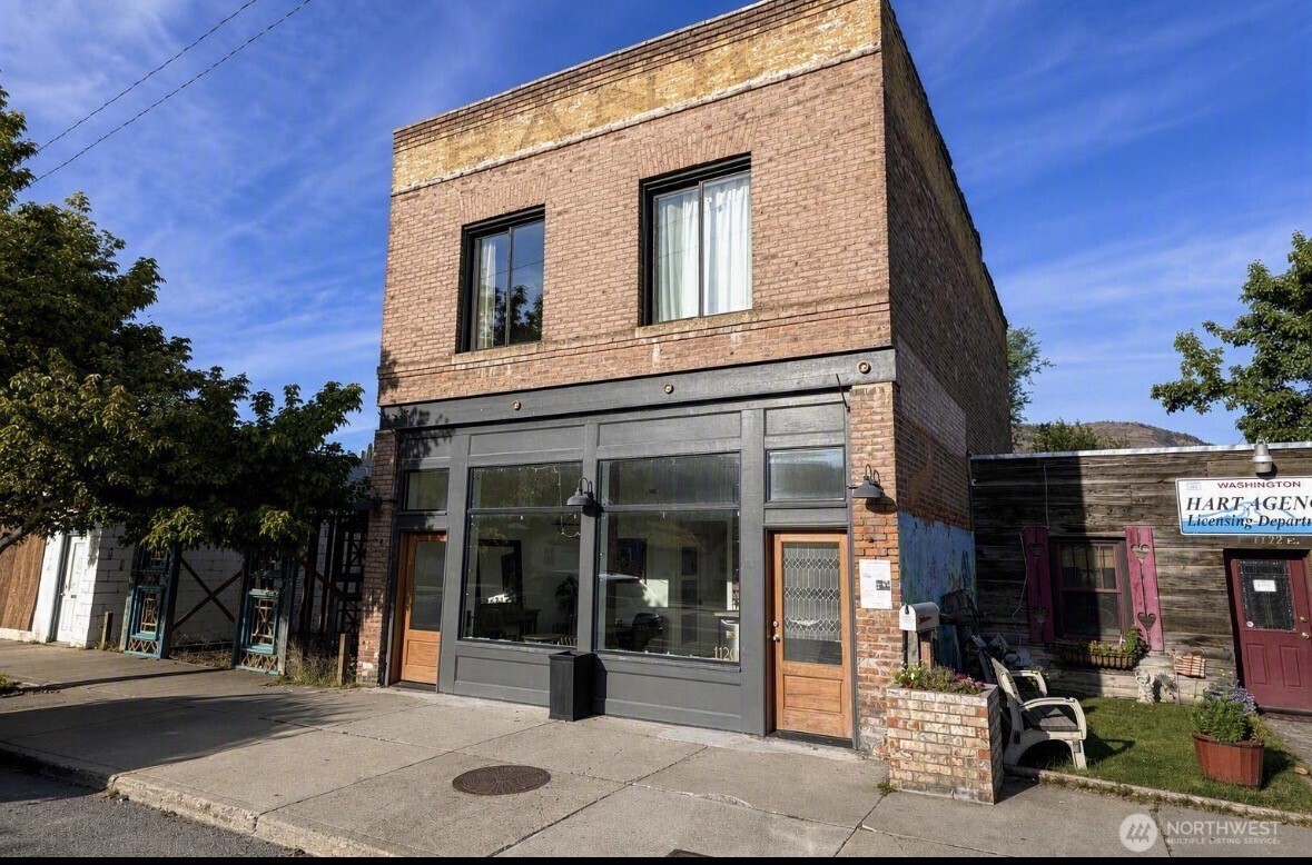main property photo 1
