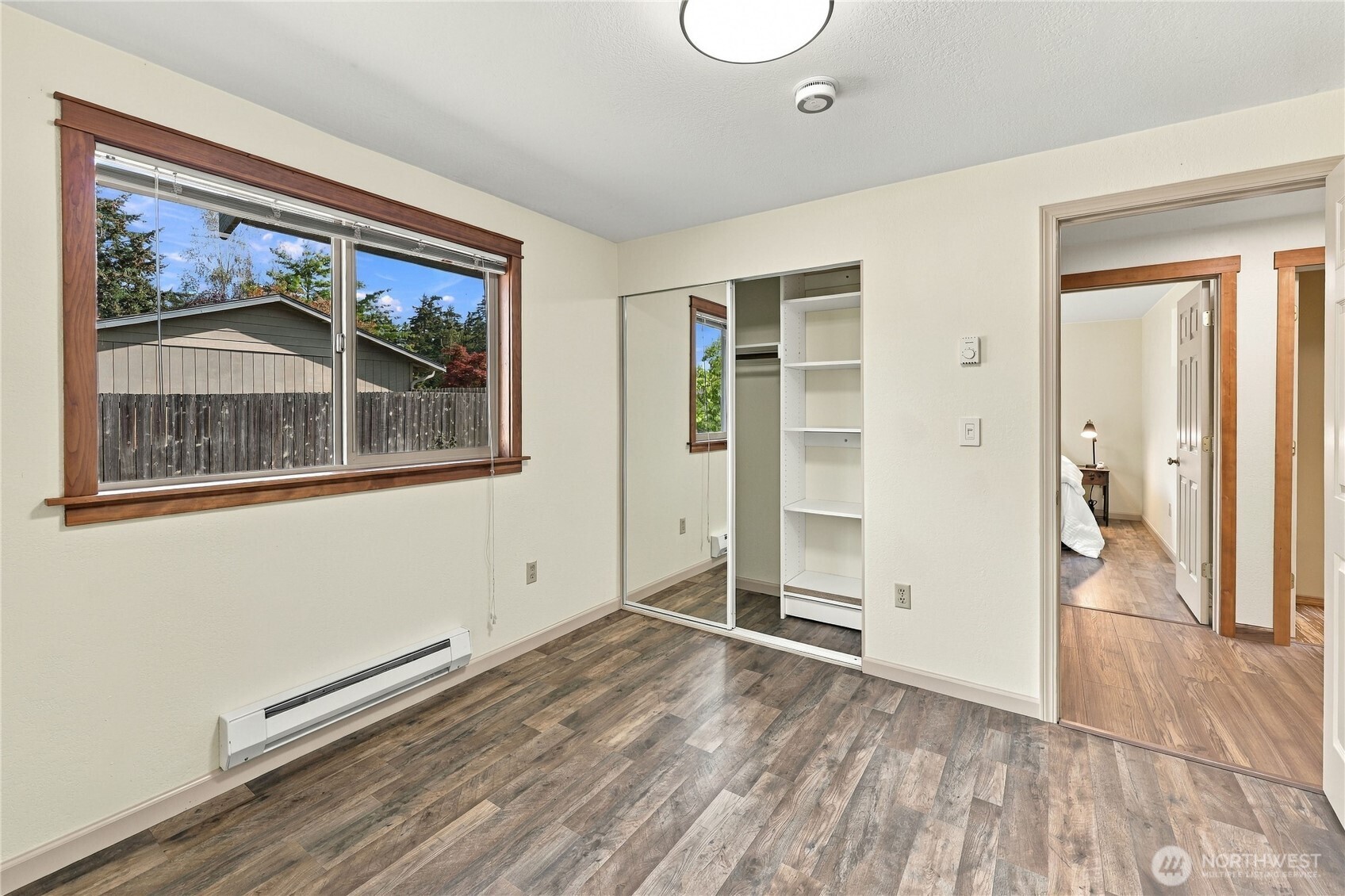 property viewer photo 17