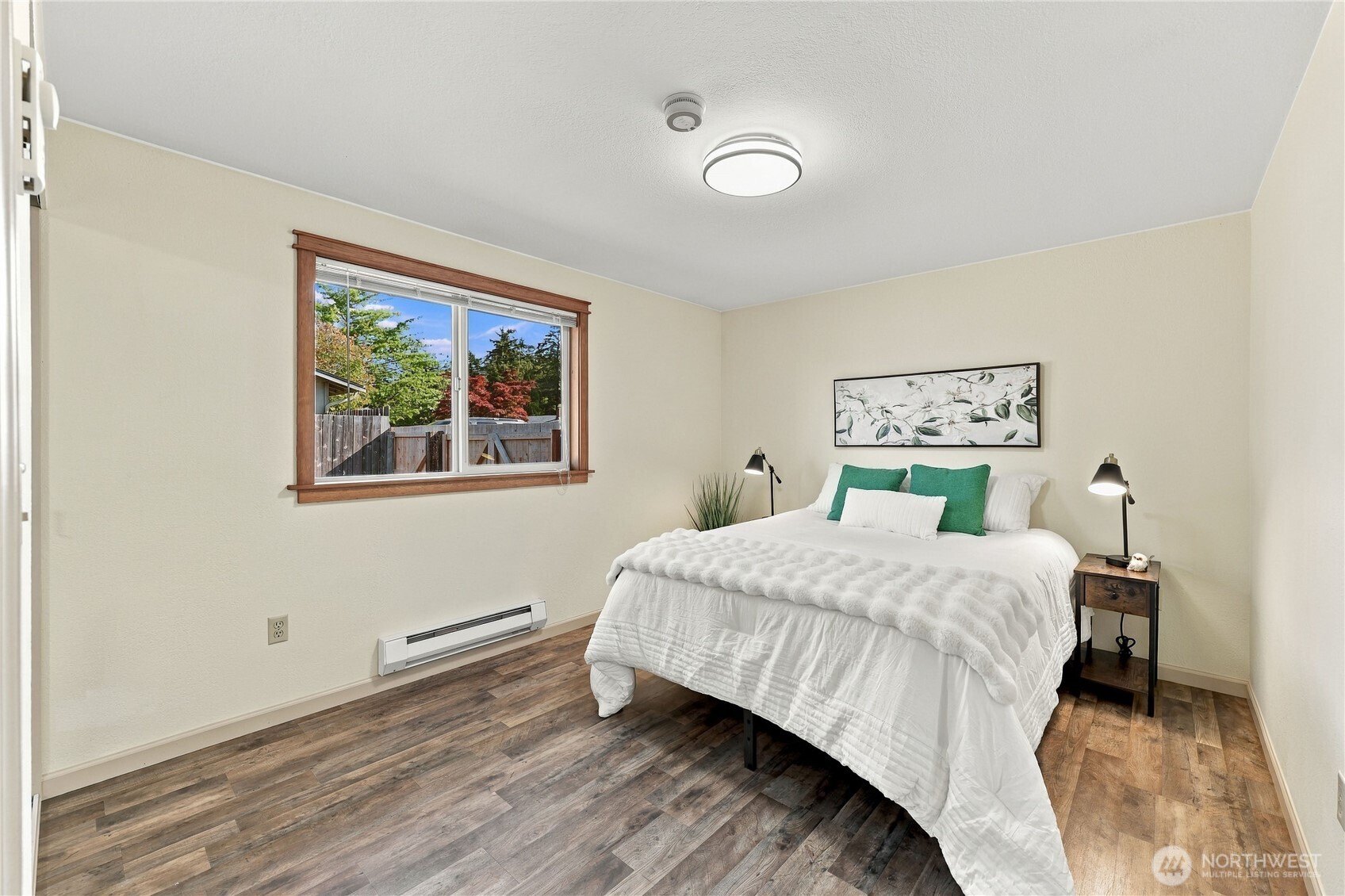 property viewer photo 18