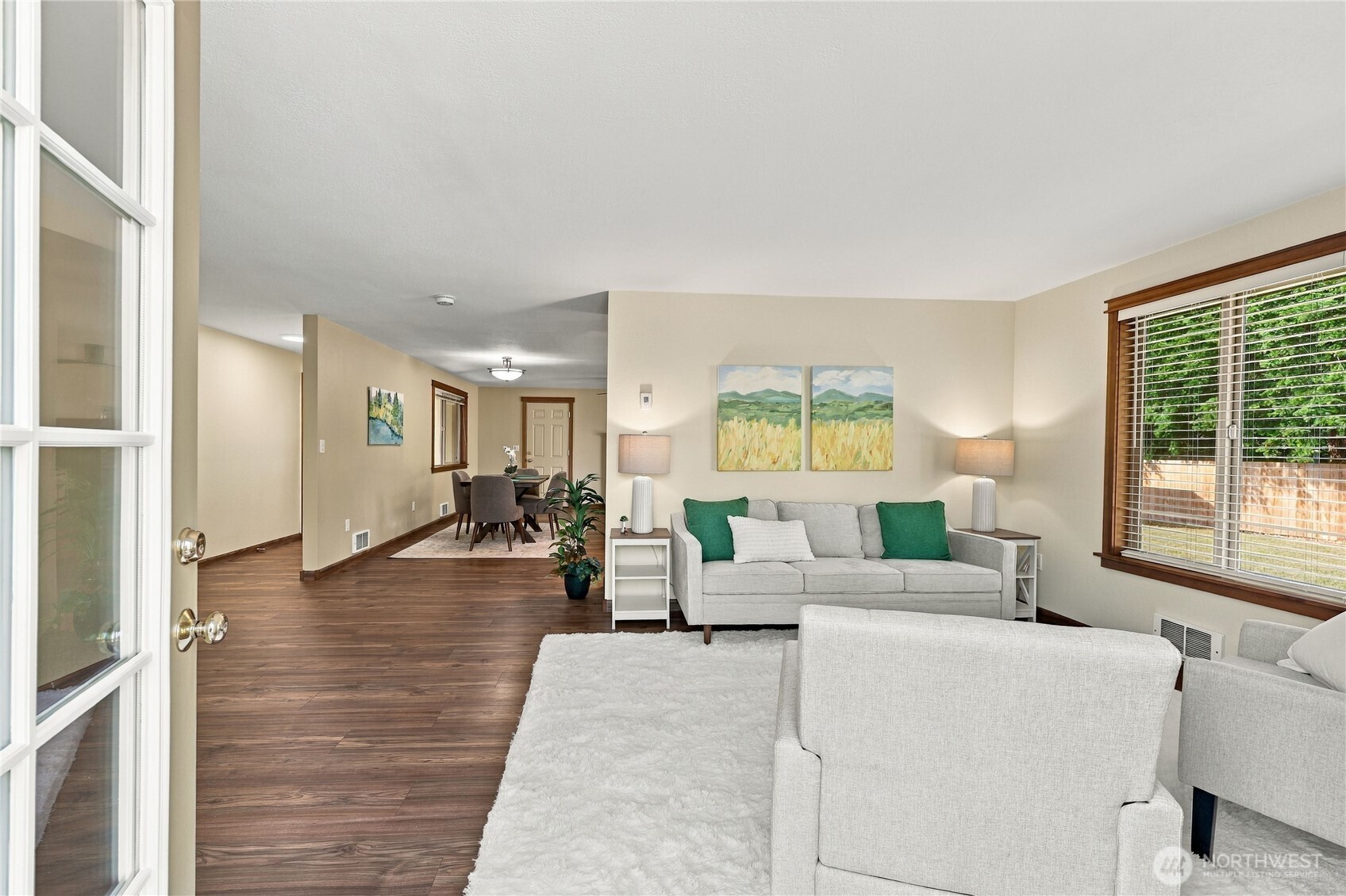 property viewer photo 5