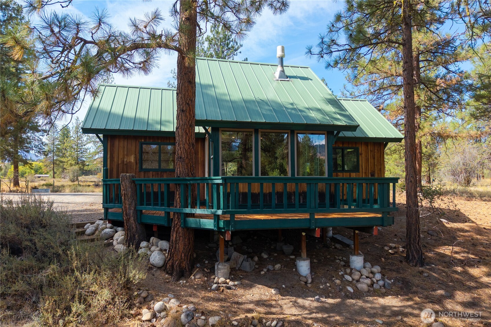 main property photo 26