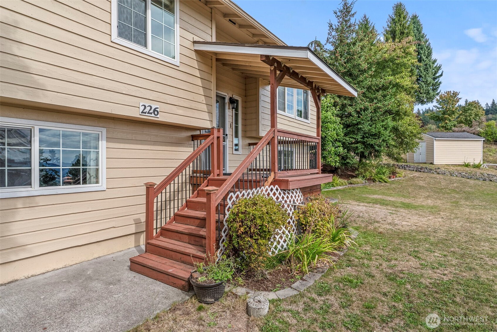 main property photo 7