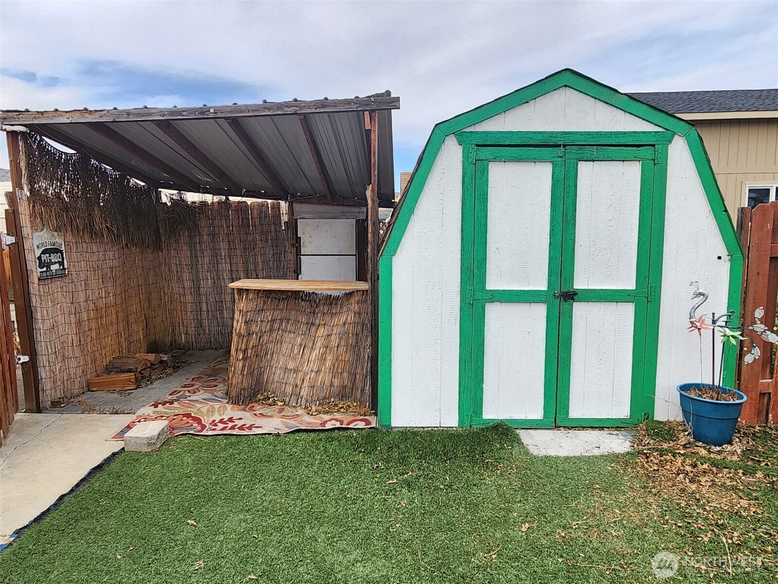 main property photo 19