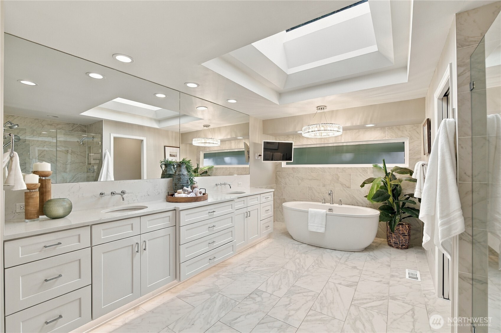 property viewer photo 19