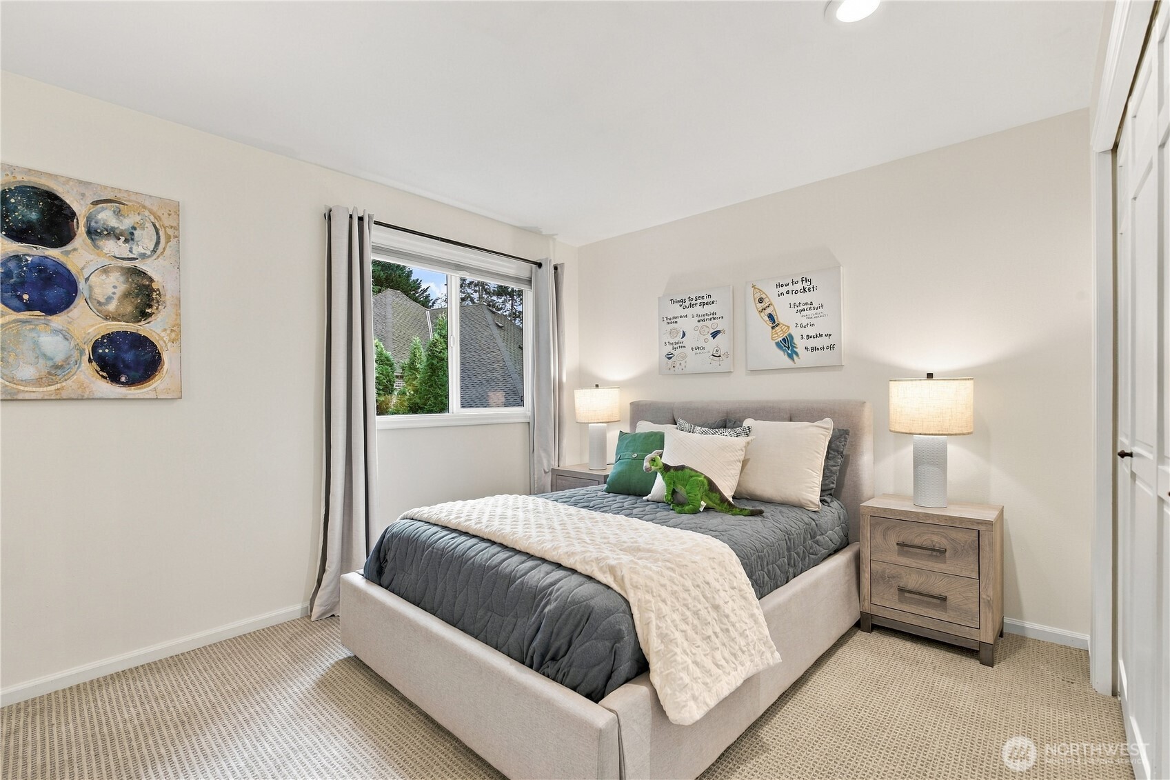 property viewer photo 25