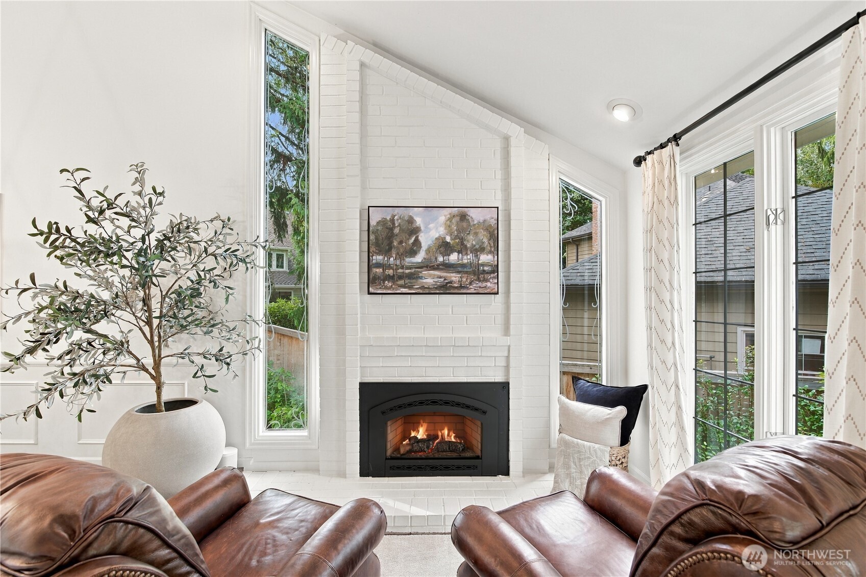 property viewer photo 5