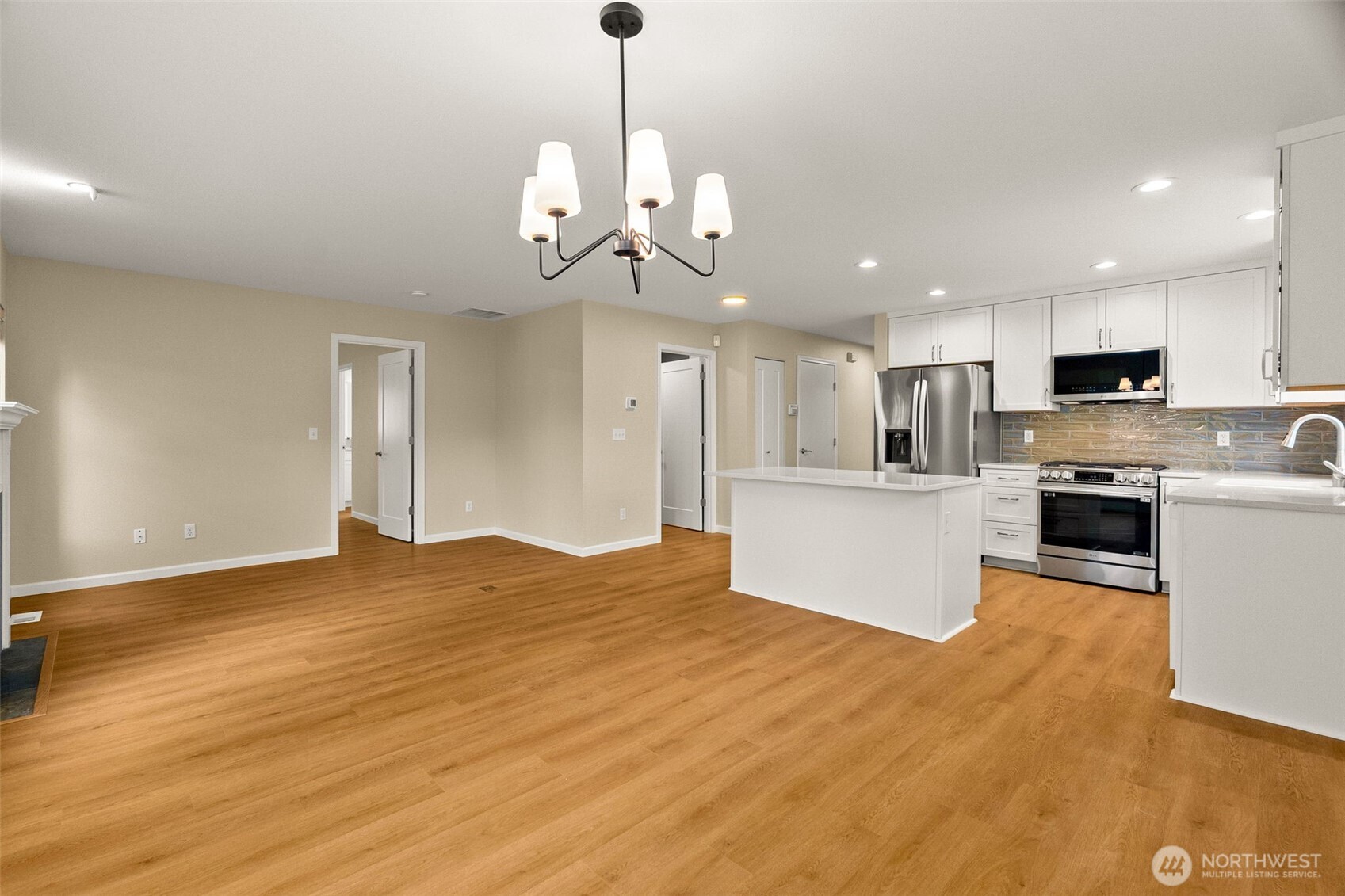 property viewer photo 10