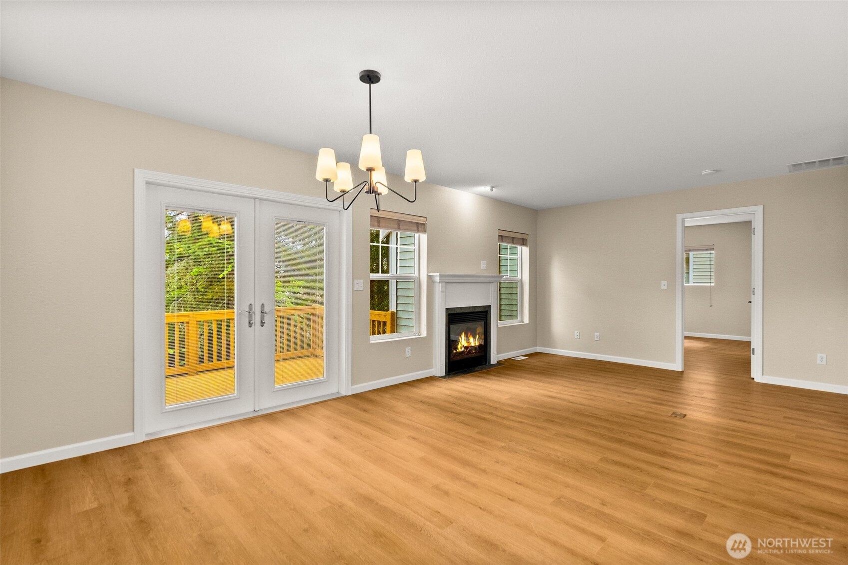 property viewer photo 26