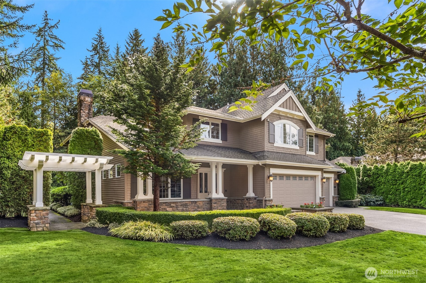 main property photo 0