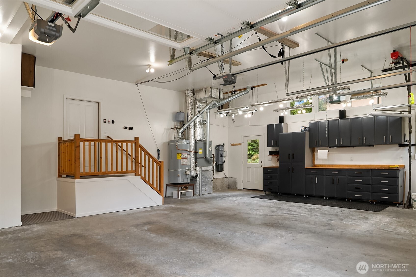 property viewer photo 25